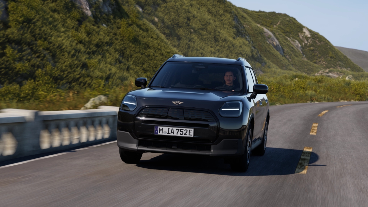 MINI Countryman E Blackyard
