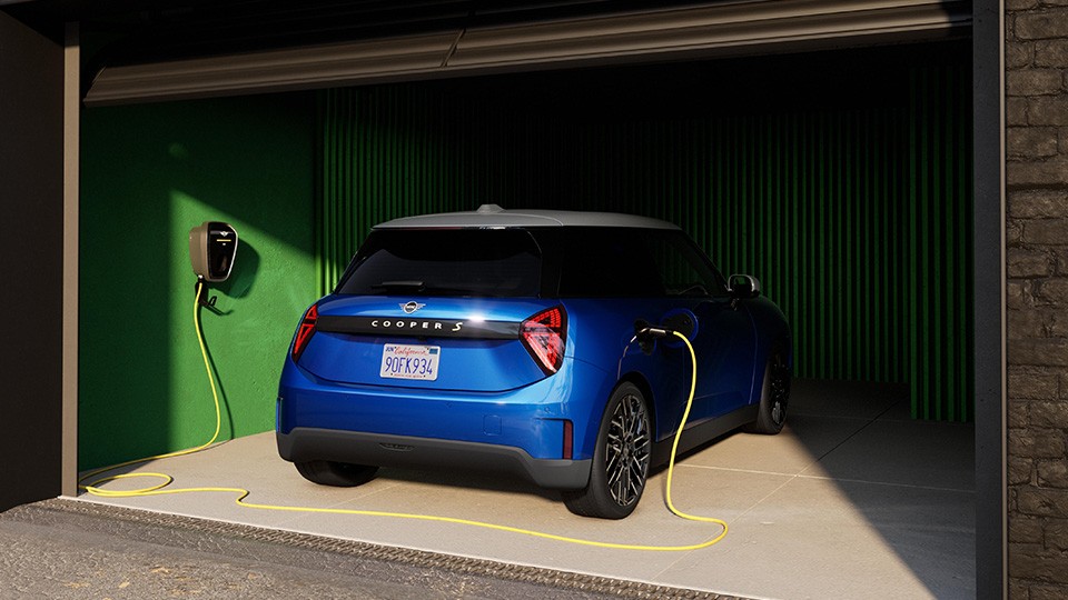 MINI ELECTRIC Zu Hause laden