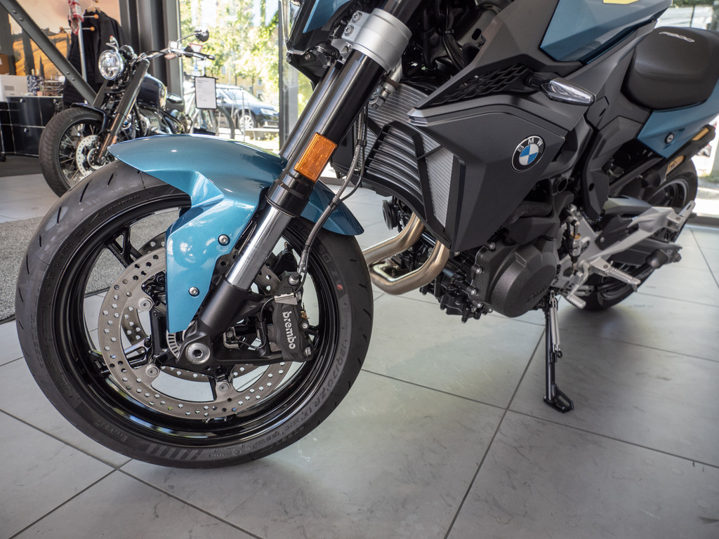 BMW F 900 R – Produktfoto 14