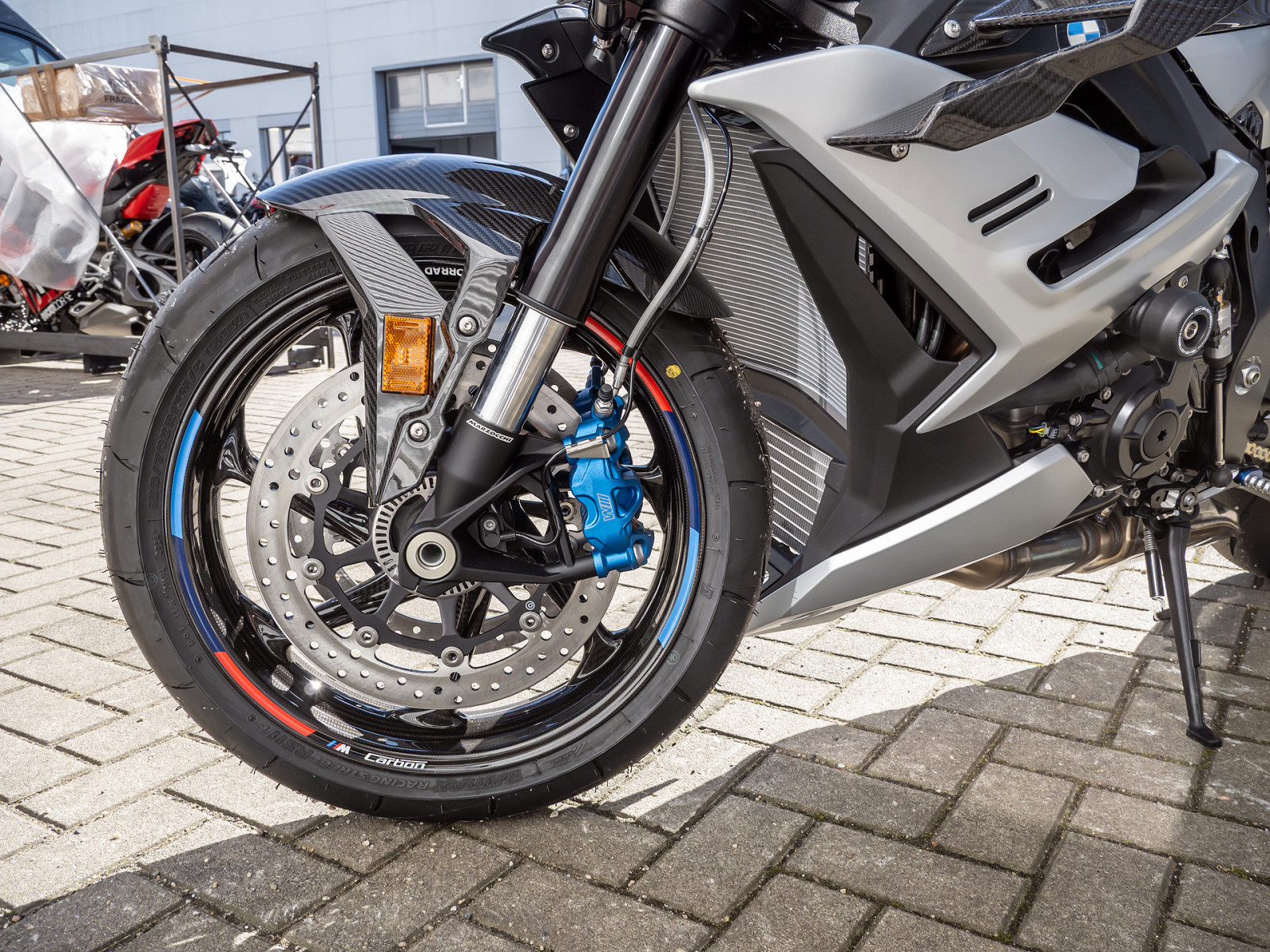 BMW M 1000 R – Produktfoto 14