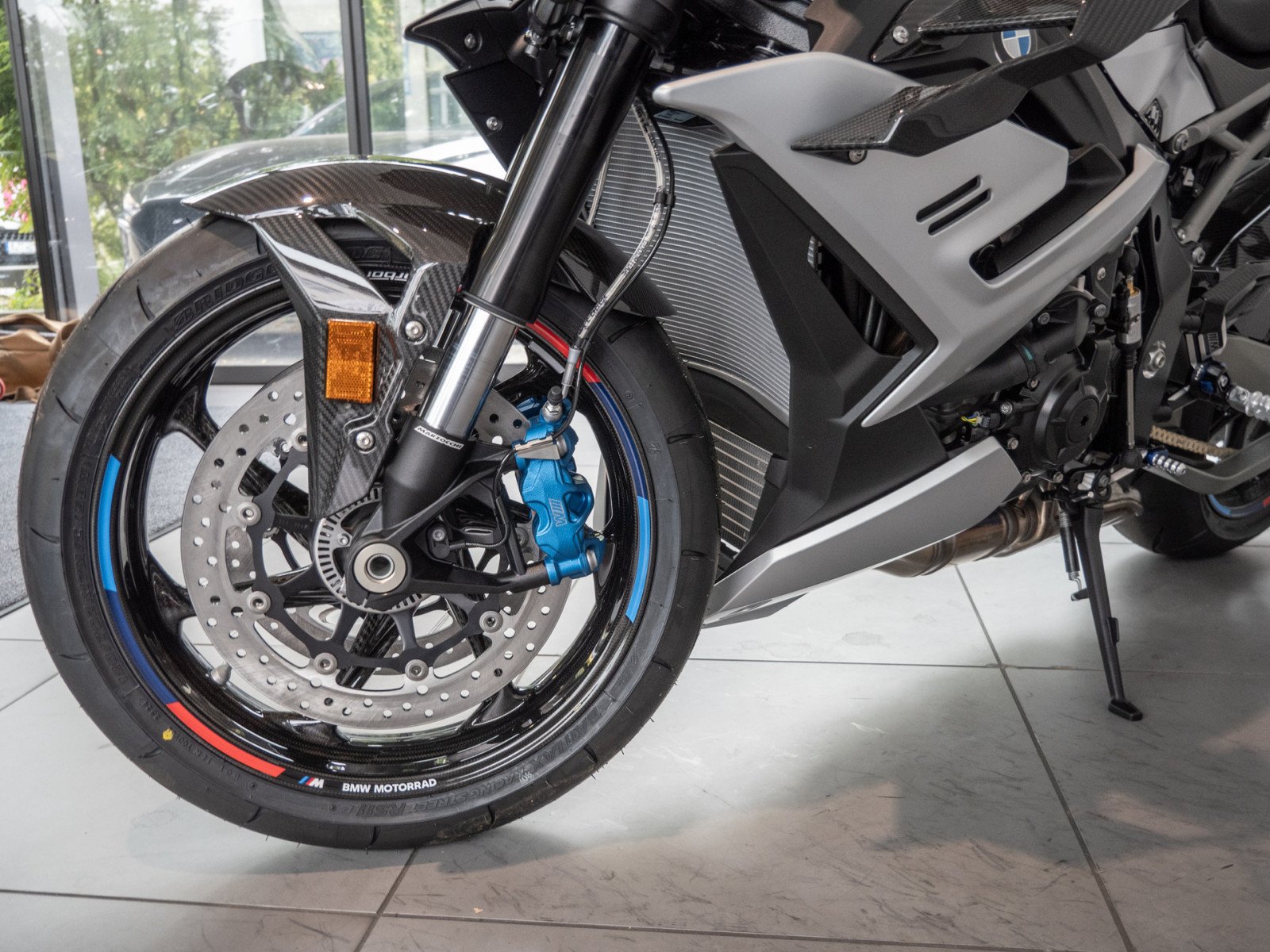 BMW M 1000 R Competition – Produktfoto 14