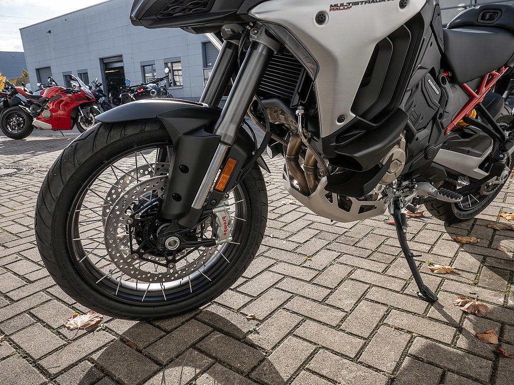 DUCATI Multistrada V4 Rally Travel & Radar – Produktfoto 15