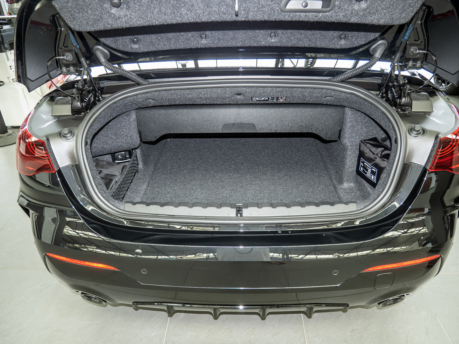 BMW 420i Cabrio M-Sport Pro – Produktfoto 19