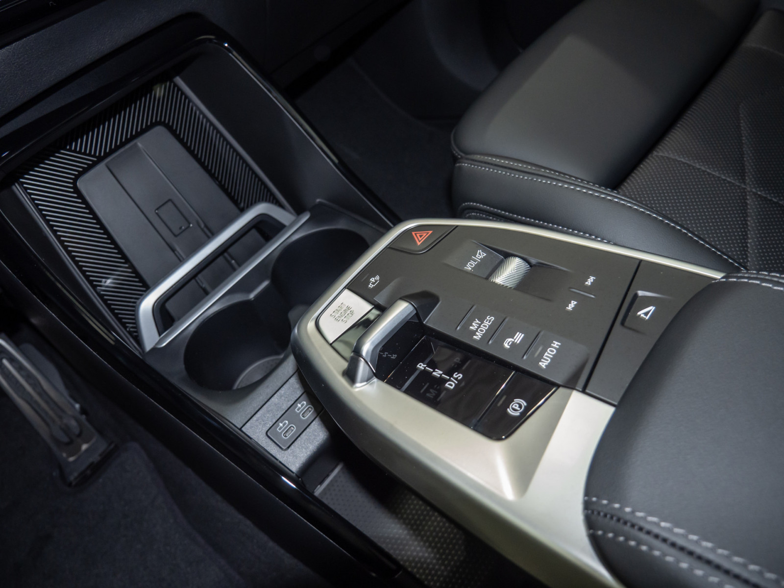 BMW 218d Active Tourer M-Sport – Produktfoto 13