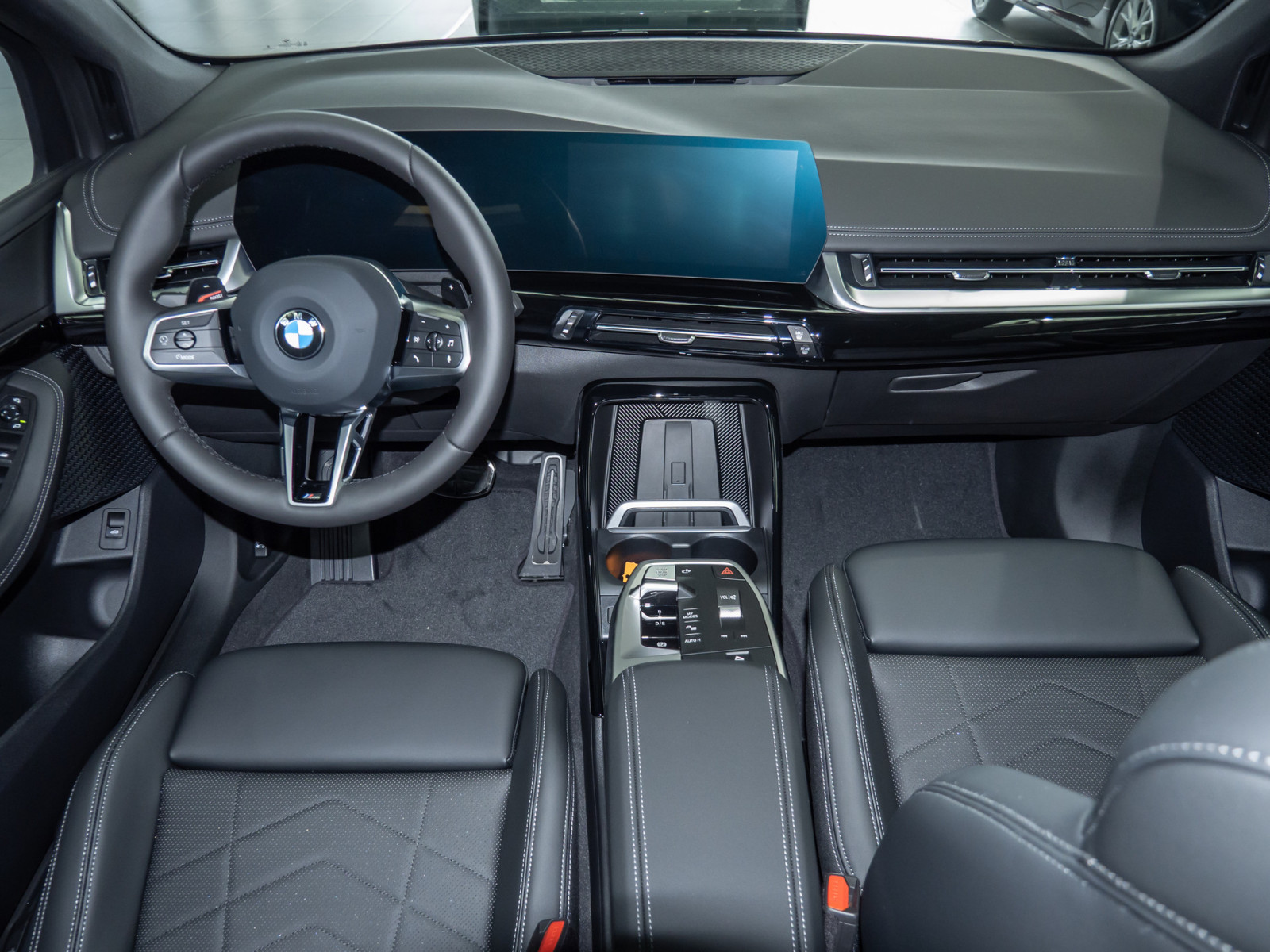 BMW 218d Active Tourer M-Sport – Produktfoto 9
