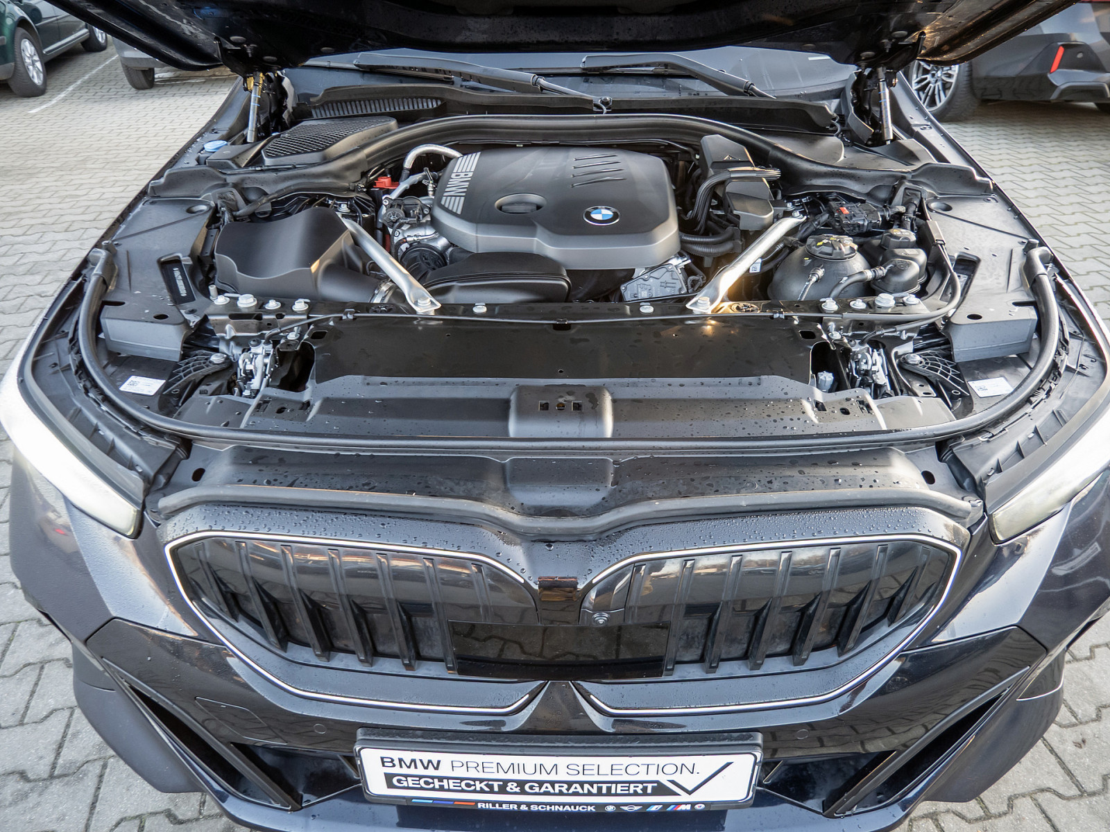 BMW 520d xDrive M-Sport – Produktfoto 24