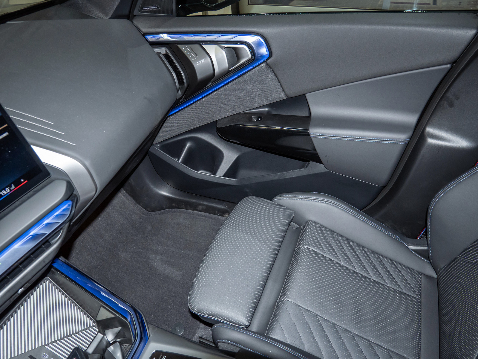 BMW X3 xDrive 40d M-Sport Pro – Produktfoto 15
