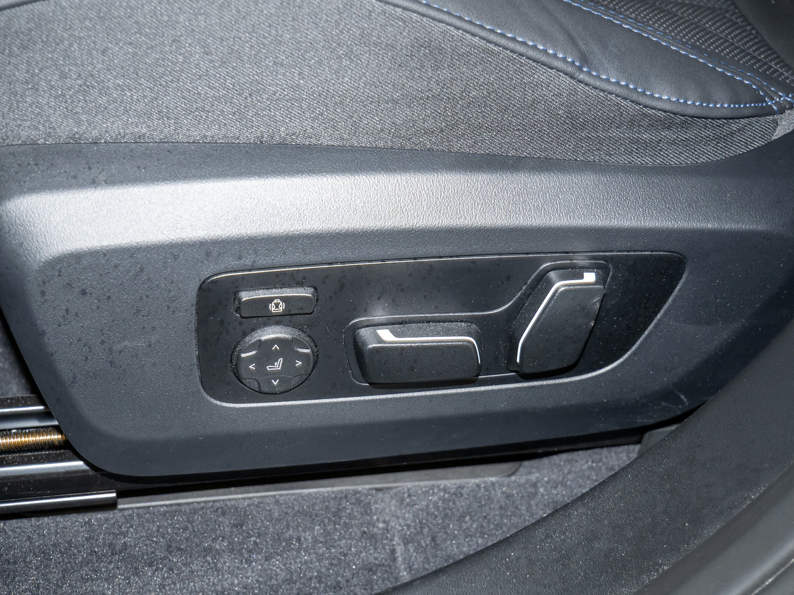 BMW X3 xDrive 40d M-Sport Pro – Produktfoto 20