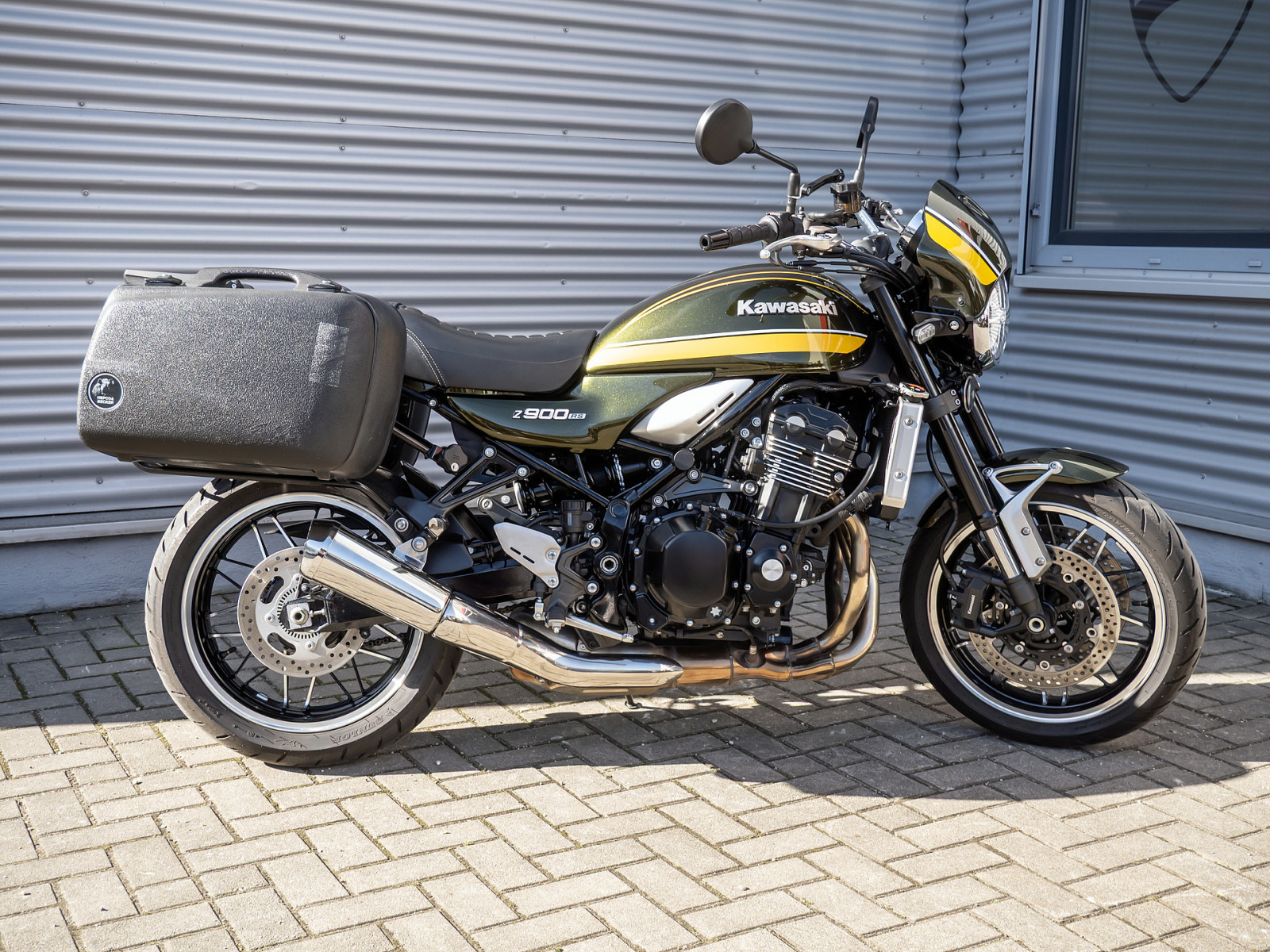 Kawasaki Z 900 RS – Produktfoto 2