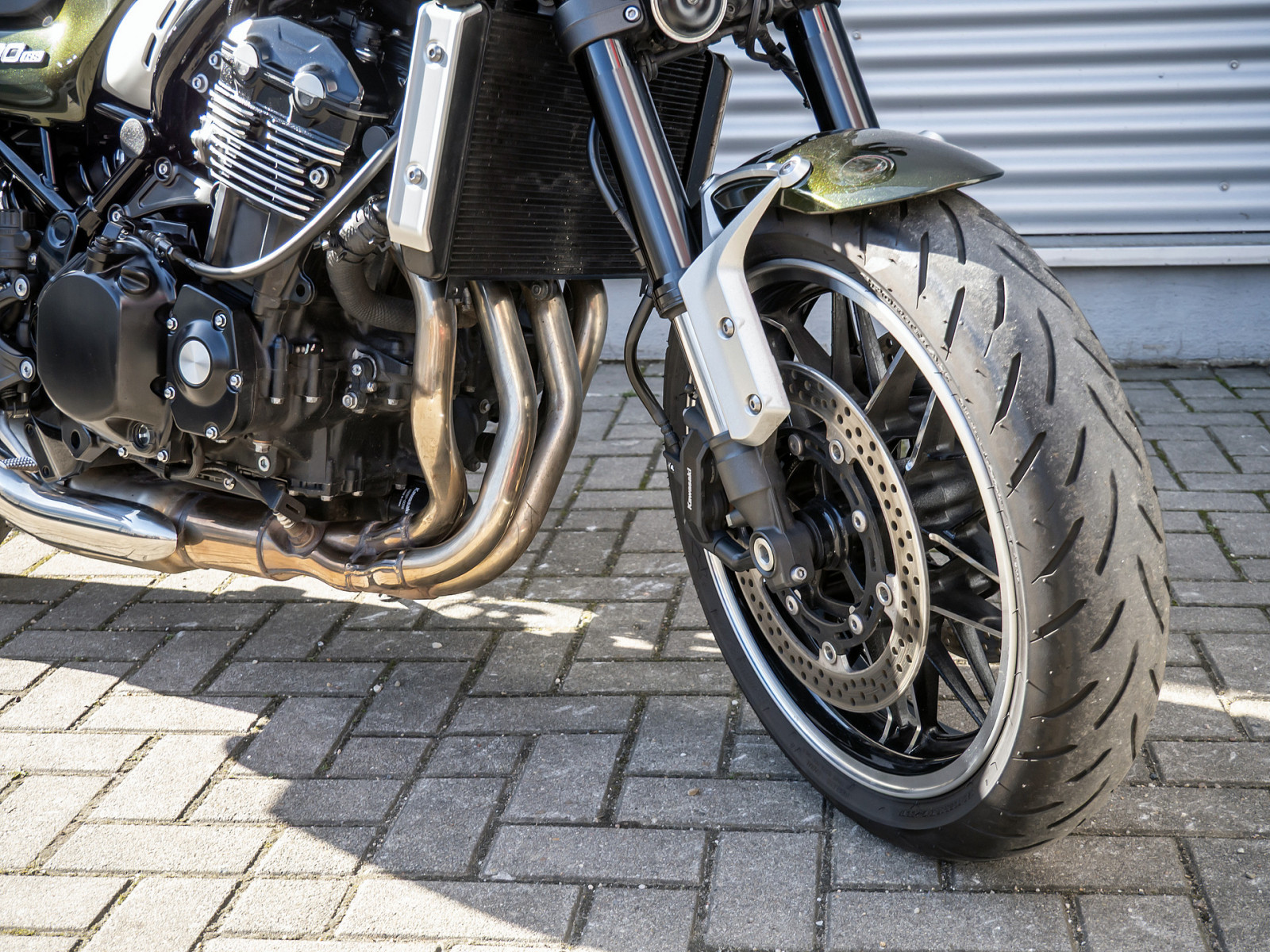 Kawasaki Z 900 RS – Produktfoto 3