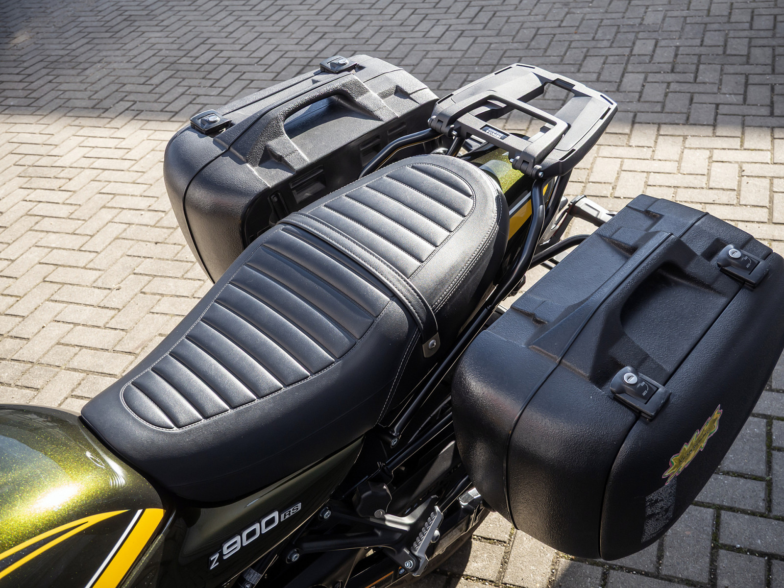 Kawasaki Z 900 RS – Produktfoto 8