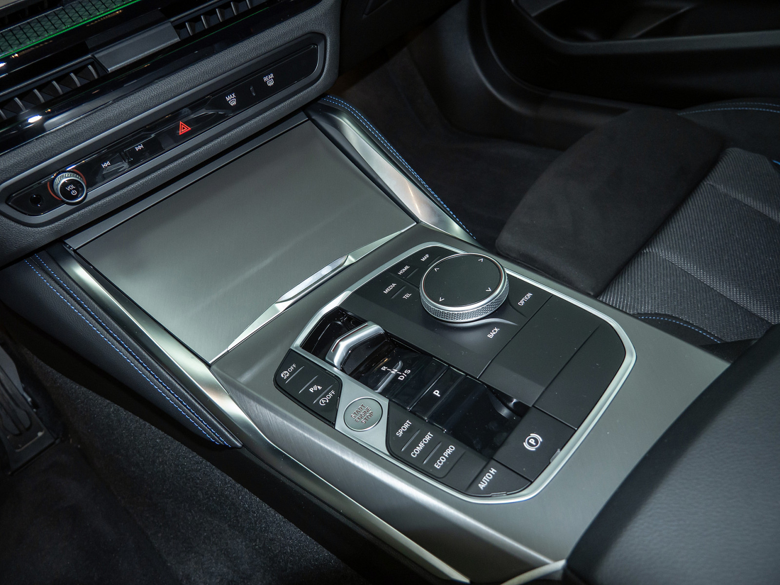 BMW 218i Coupe M-Sport – Produktfoto 12