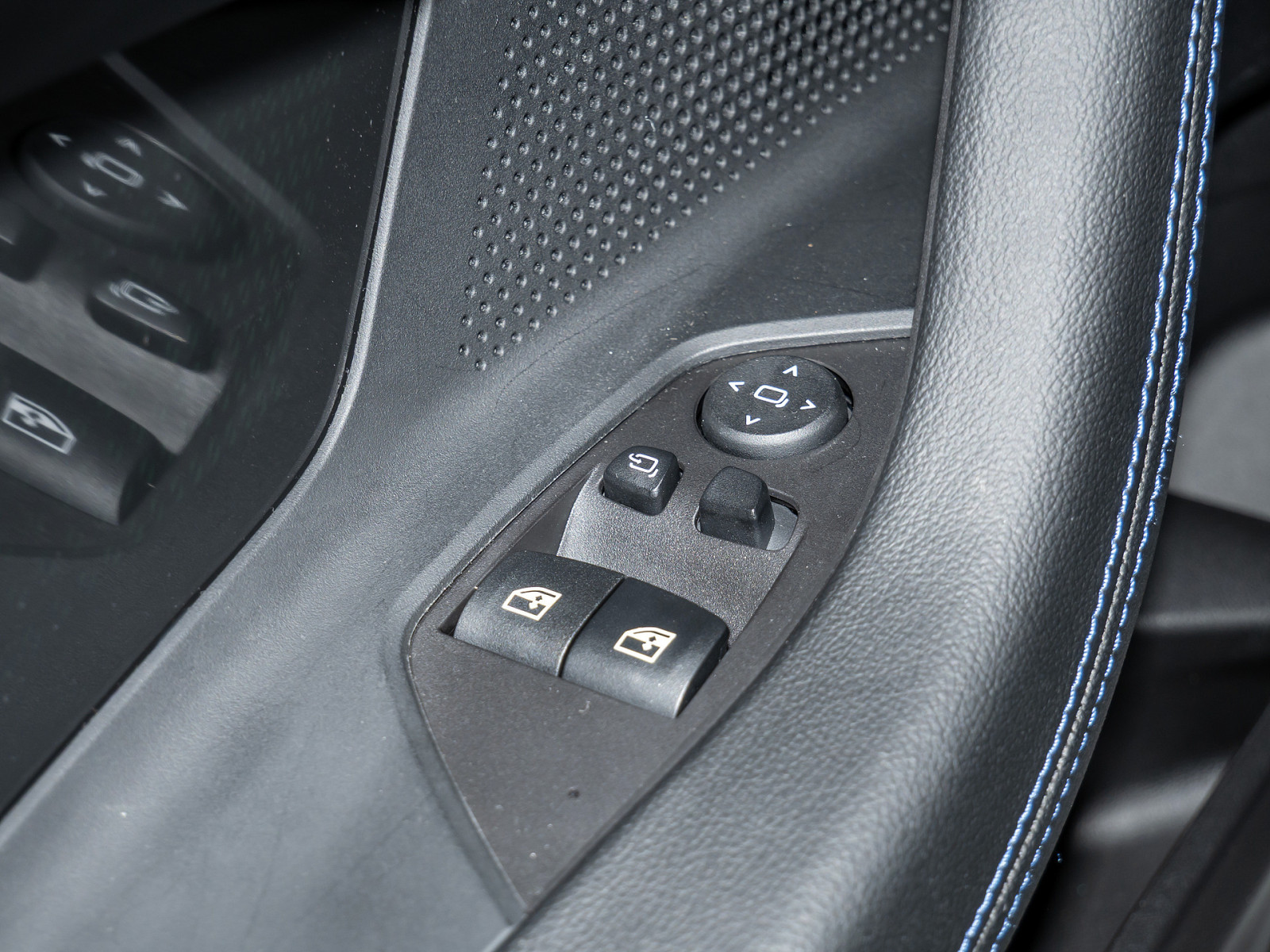 BMW 218i Coupe M-Sport – Produktfoto 17