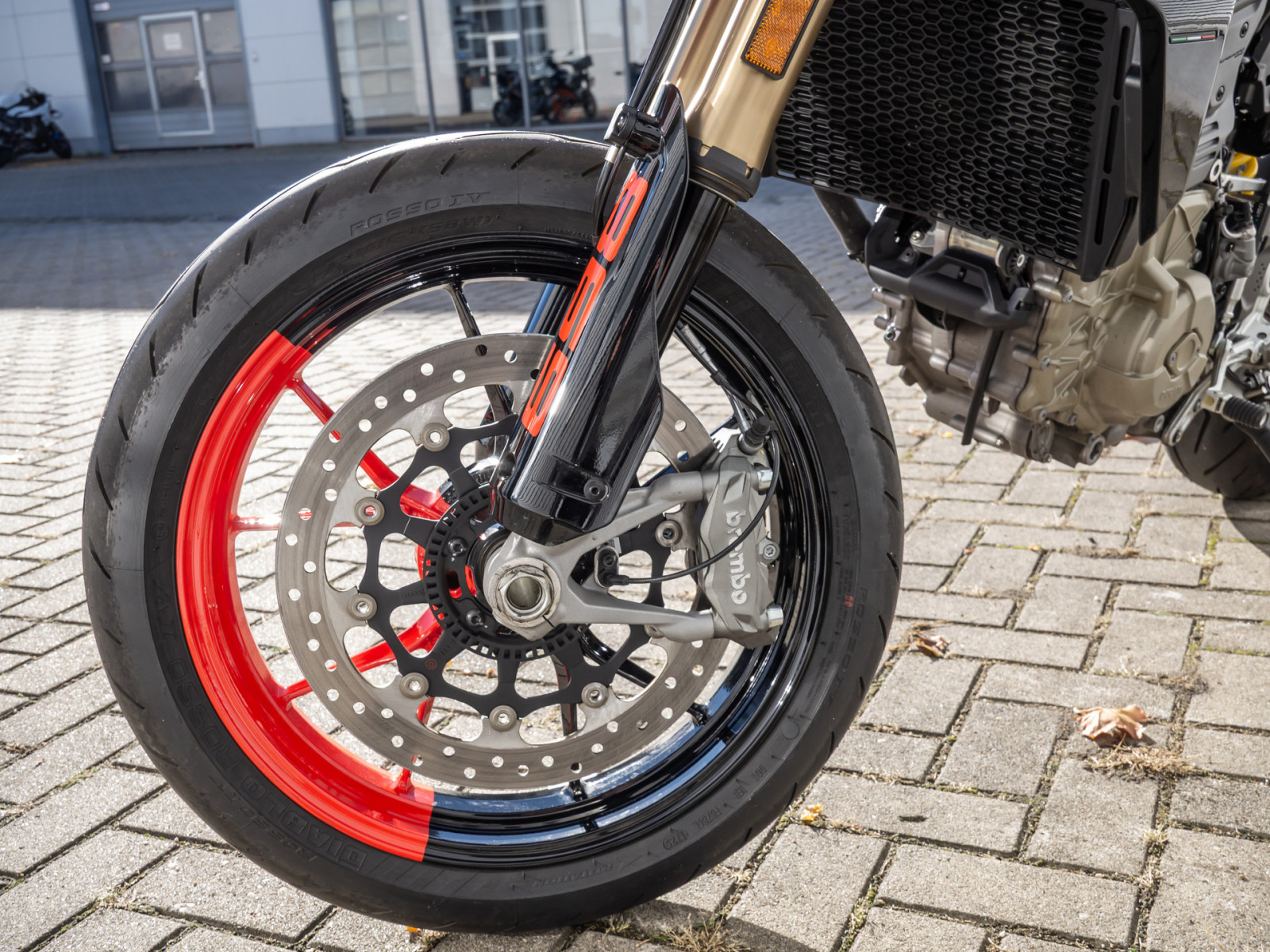 DUCATI Hypermotard 698 RVE – Produktfoto 14