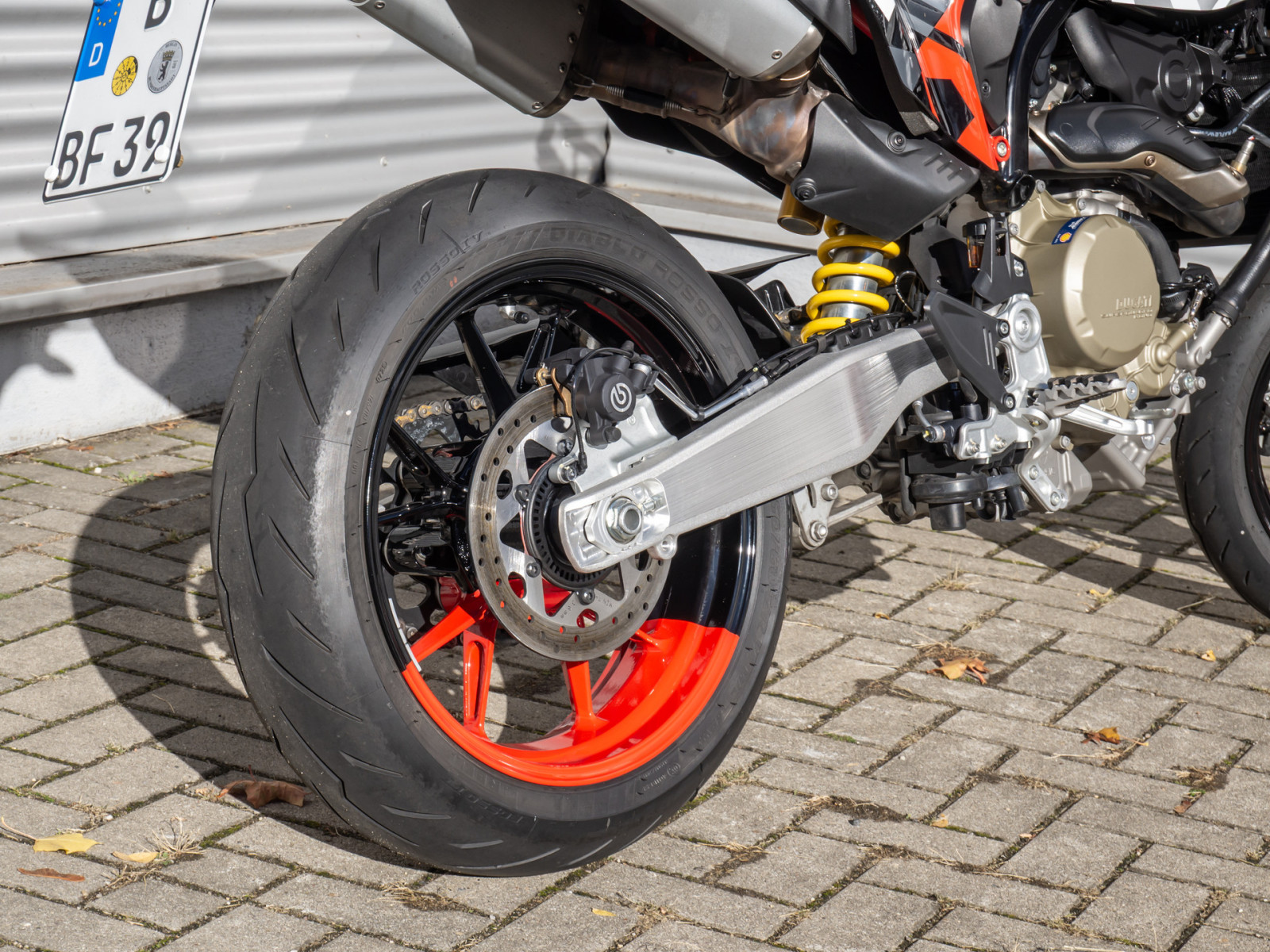 DUCATI Hypermotard 698 RVE – Produktfoto 6