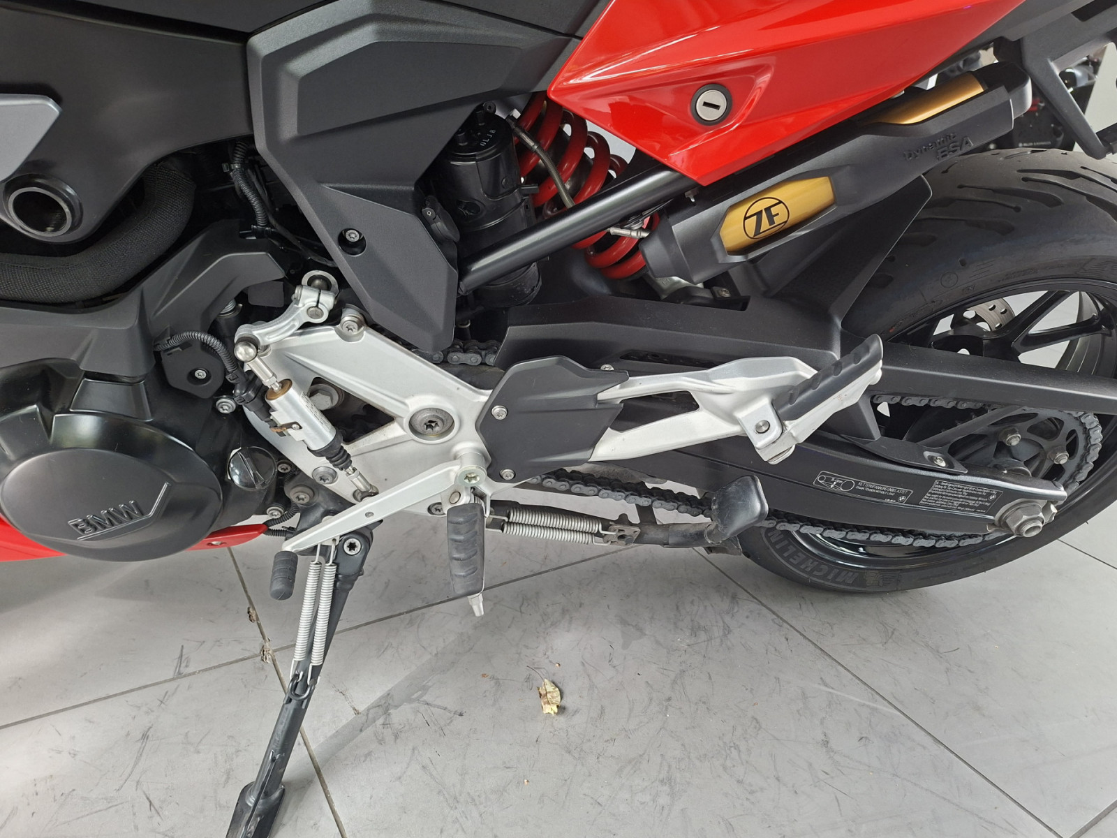 BMW F 900 XR – Produktfoto 4
