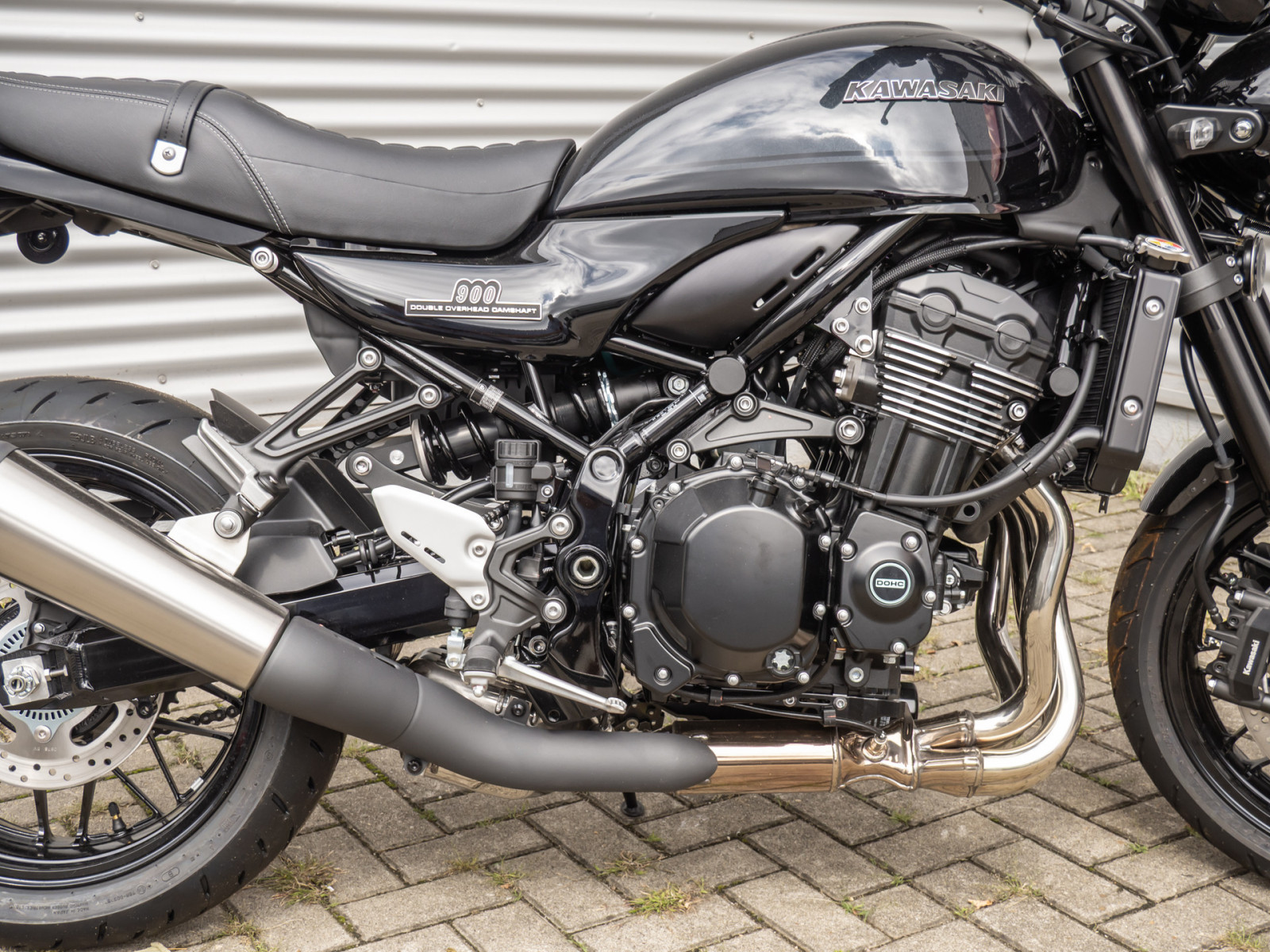 Kawasaki Z 900 RS – Produktfoto 10
