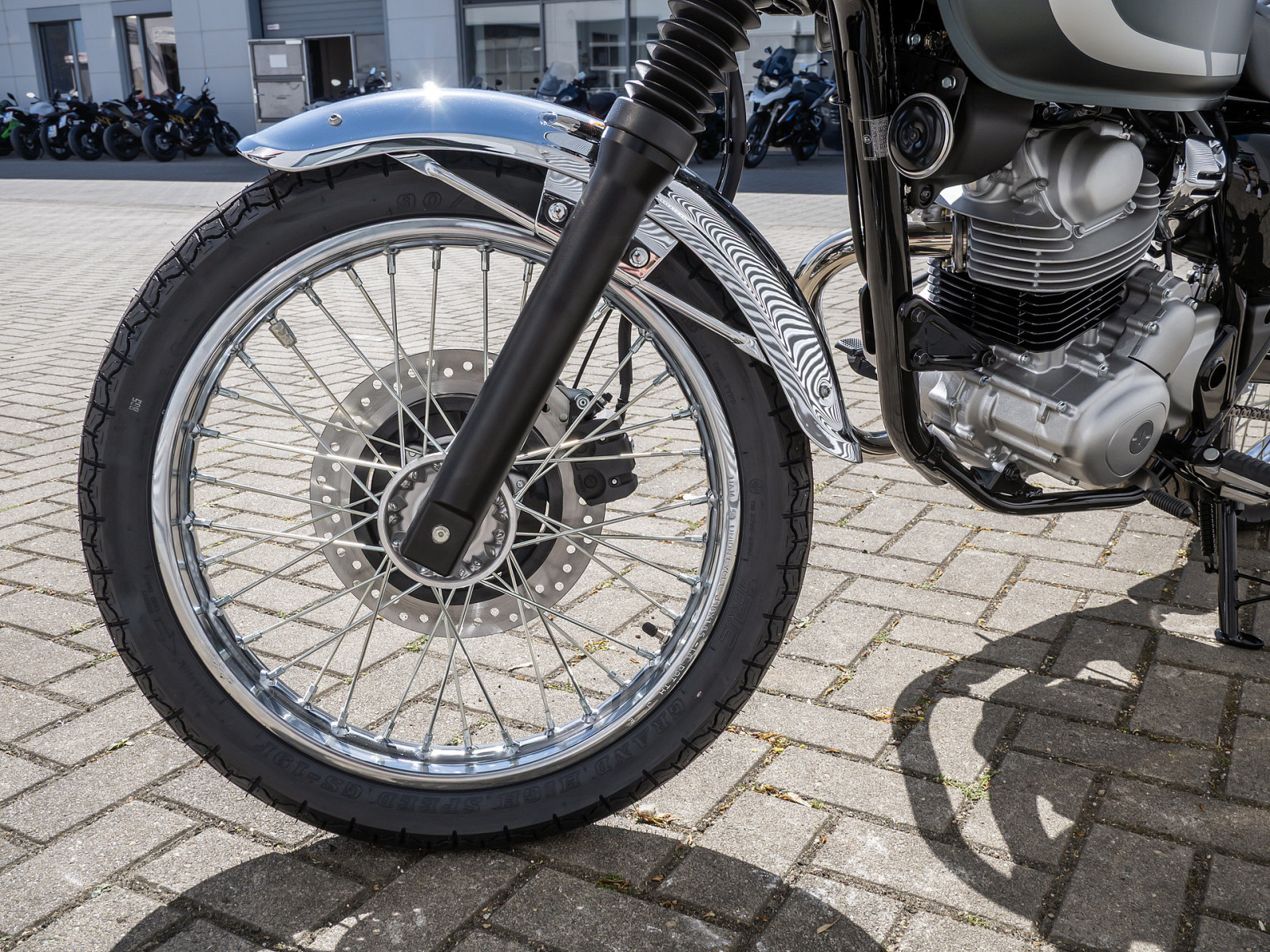Kawasaki W230 – Produktfoto 14