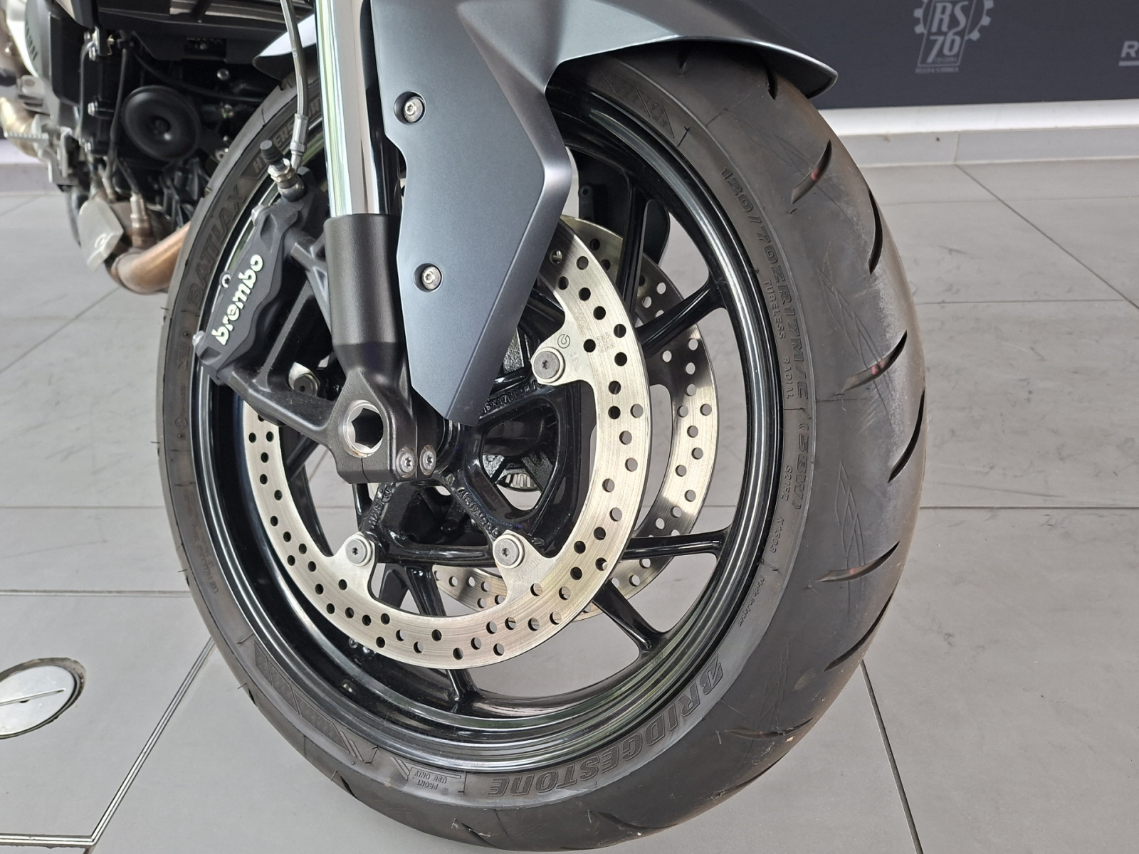 BMW F 900 R A2 – Produktfoto 3