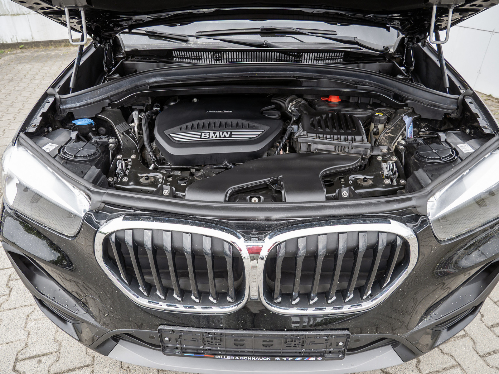 BMW X1 sDrive 20d Advantage – Produktfoto 23