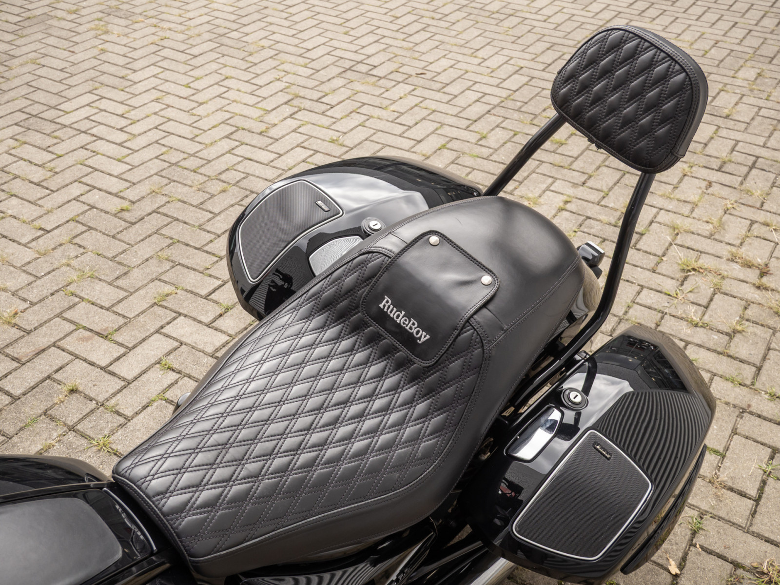 BMW R 18 B Rude Boy – Produktfoto 8