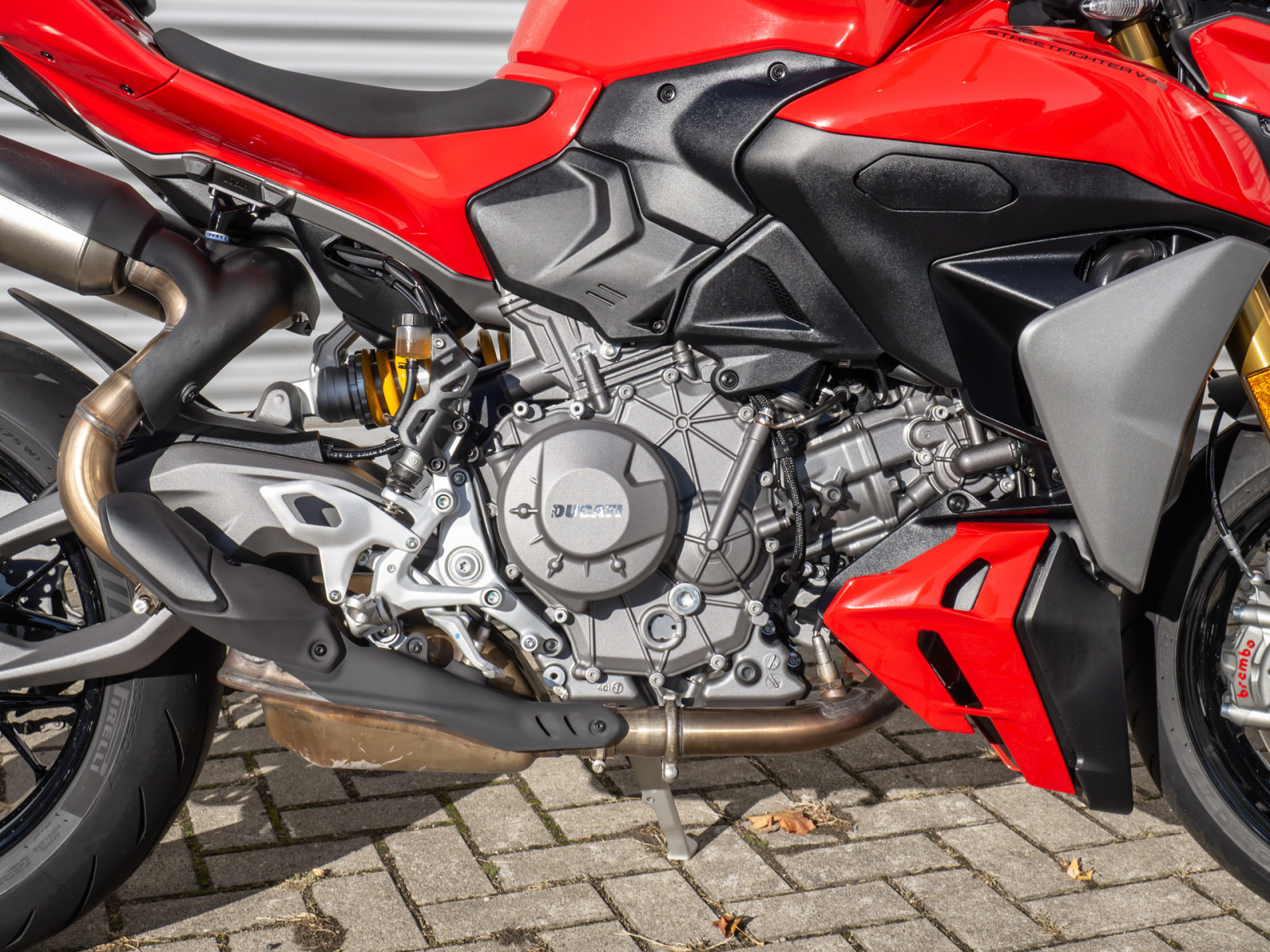 DUCATI Streetfighter V2 S – Produktfoto 5