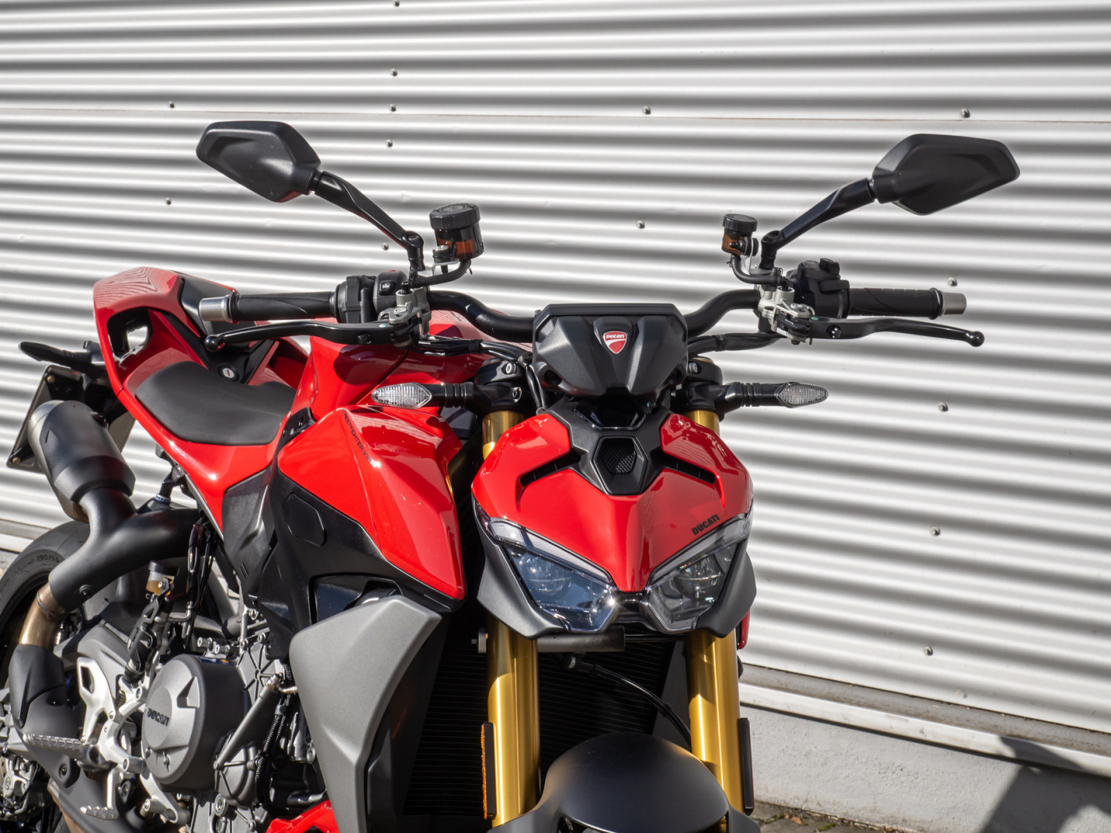 DUCATI Streetfighter V2 S – Produktfoto 7