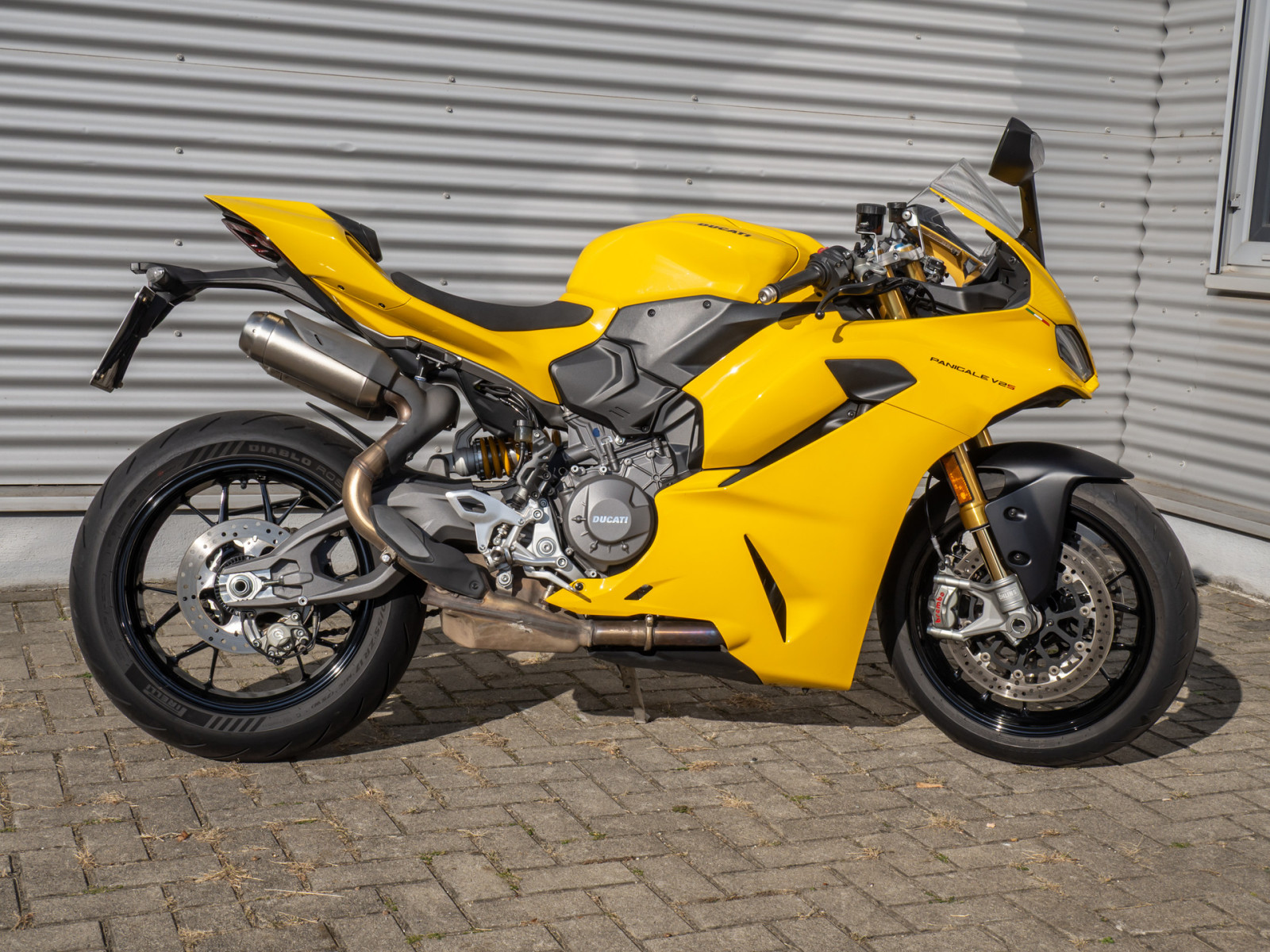 DUCATI Panigale V2 S – Produktfoto 3