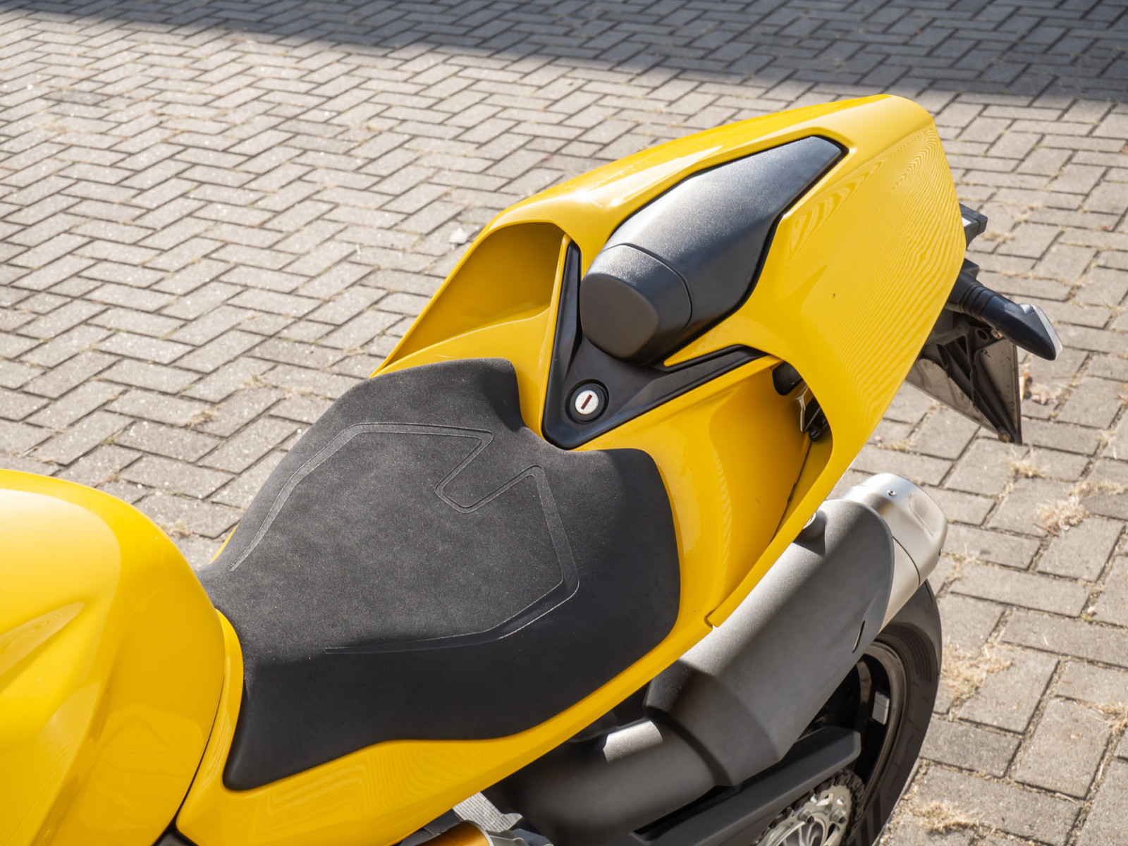 DUCATI Panigale V2 S – Produktfoto 8