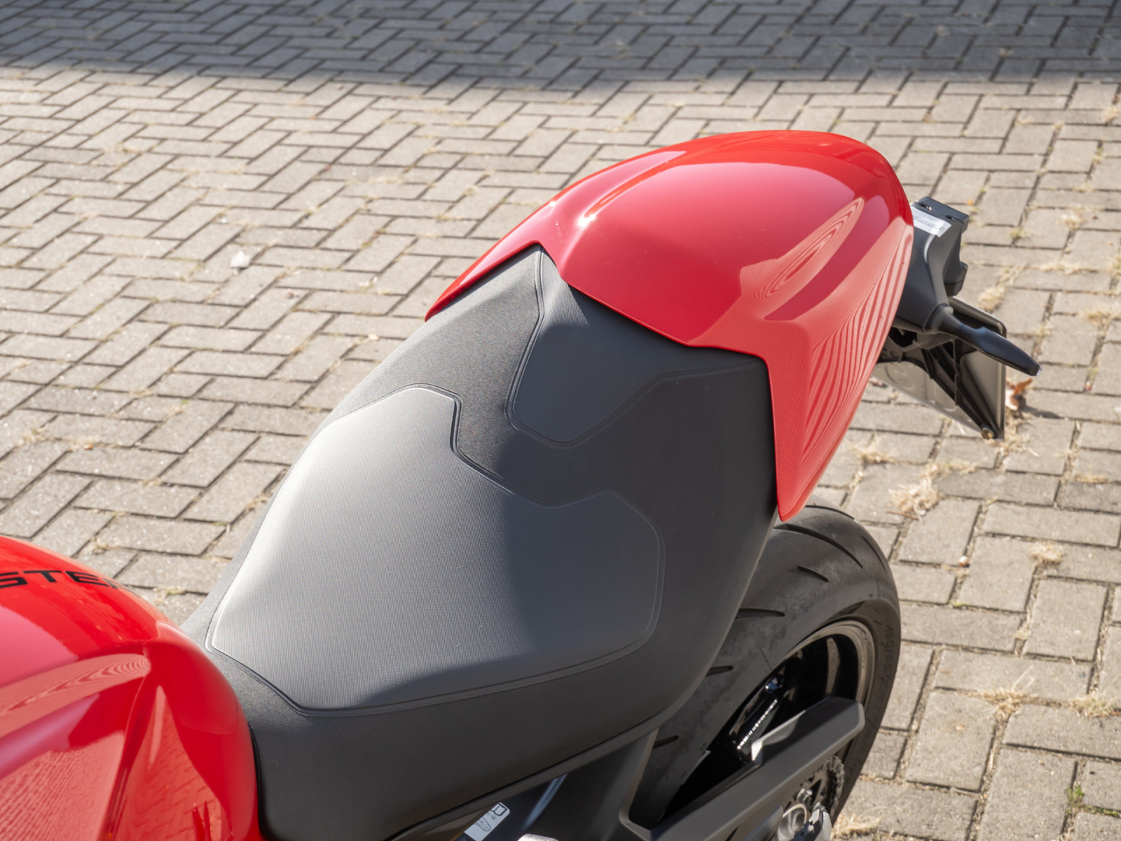 DUCATI Monster + 35 kW – Produktfoto 8