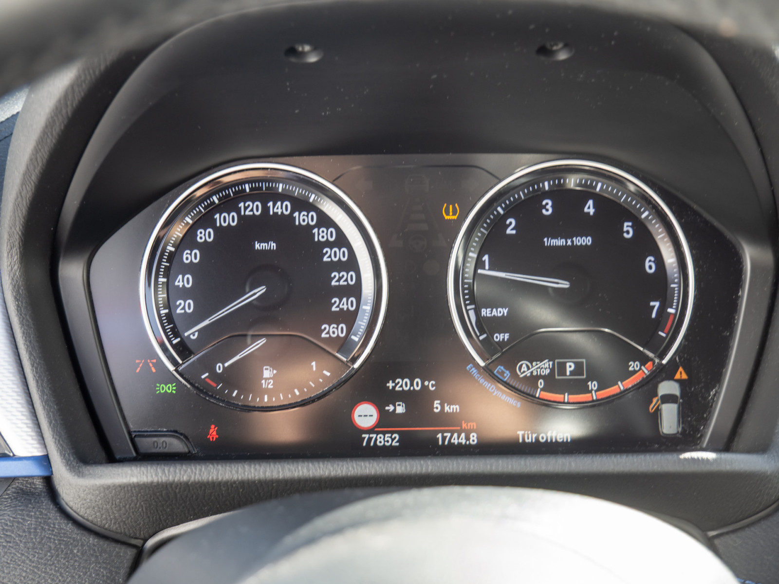 BMW X1 xDrive 20i M-Sport – Produktfoto 18