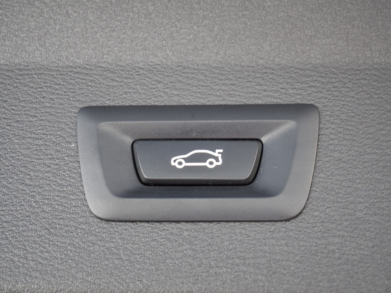 BMW X1 xDrive 20i M-Sport – Produktfoto 23