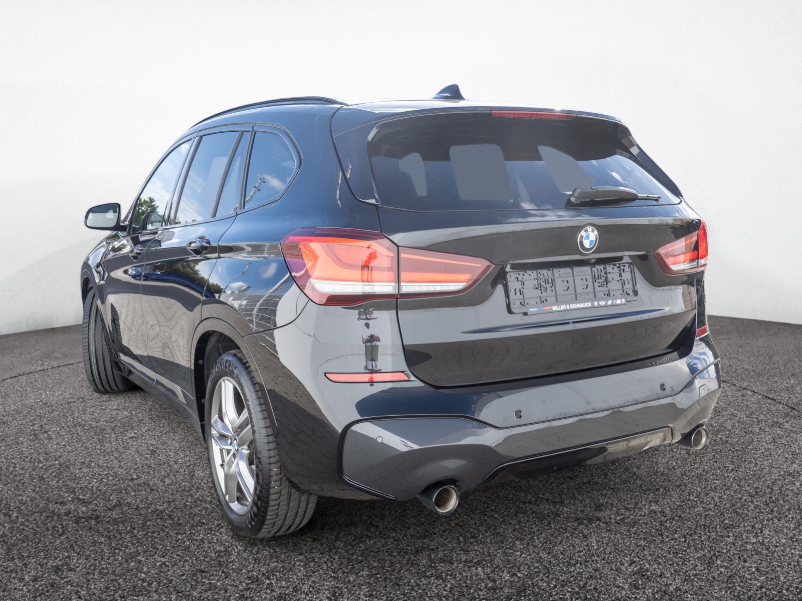 BMW X1 xDrive 20i M-Sport – Produktfoto 4