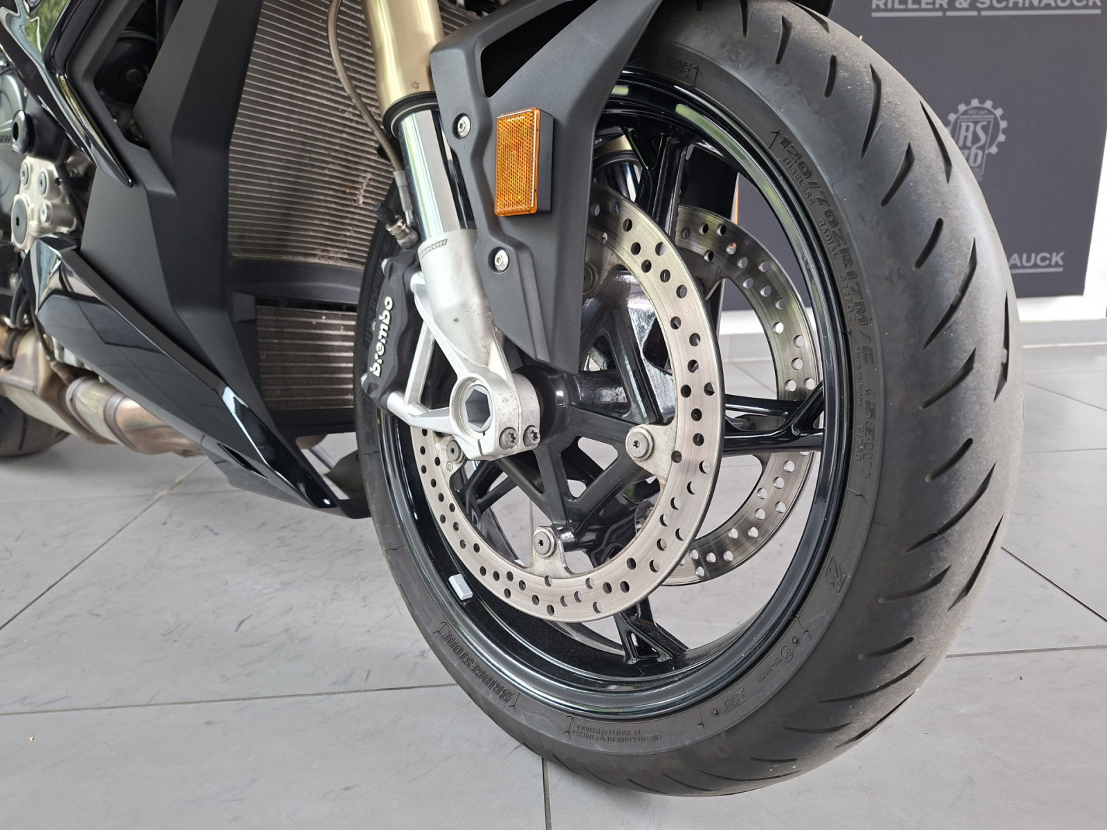 BMW S 1000 R – Produktfoto 3