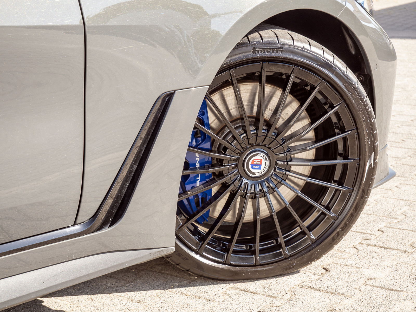 ALPINA D4 S Gran Coupe Allrad – Produktfoto 5