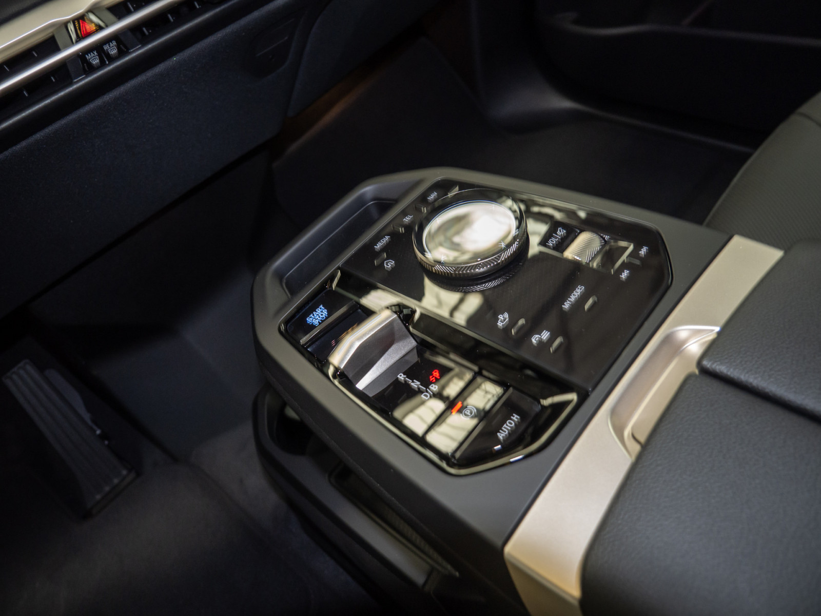 BMW iX xDrive 45 – Produktfoto 14