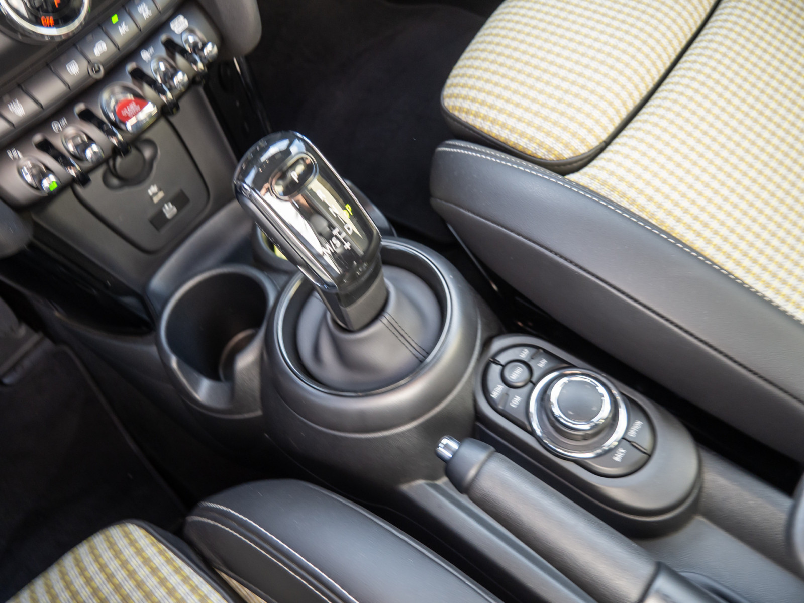 MINI Cabrio Cooper S JCW Trim – Produktfoto 15