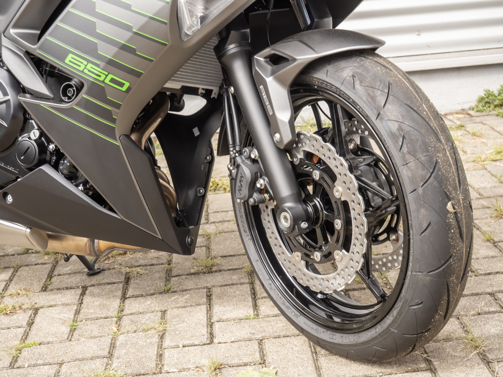 Kawasaki Ninja 650 – Produktfoto 3