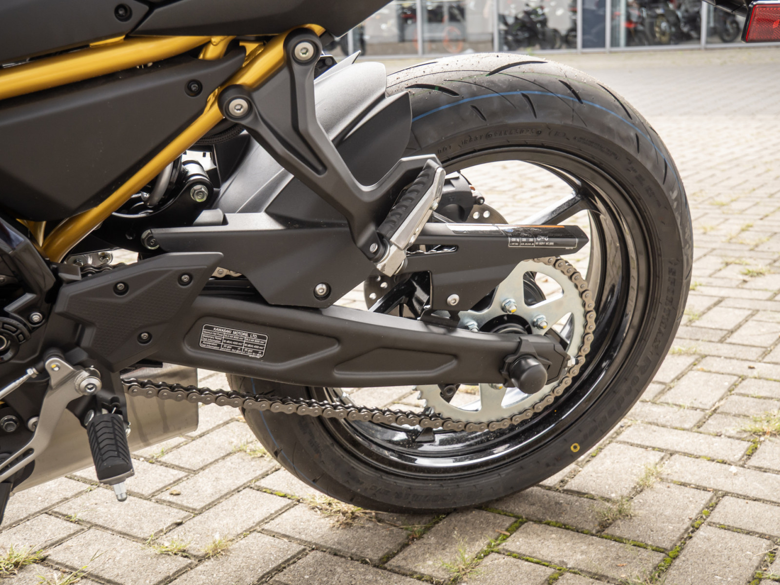 Kawasaki Z 650 S – Produktfoto 11