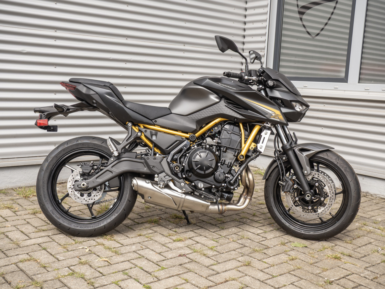 Kawasaki Z 650 S – Produktfoto 2