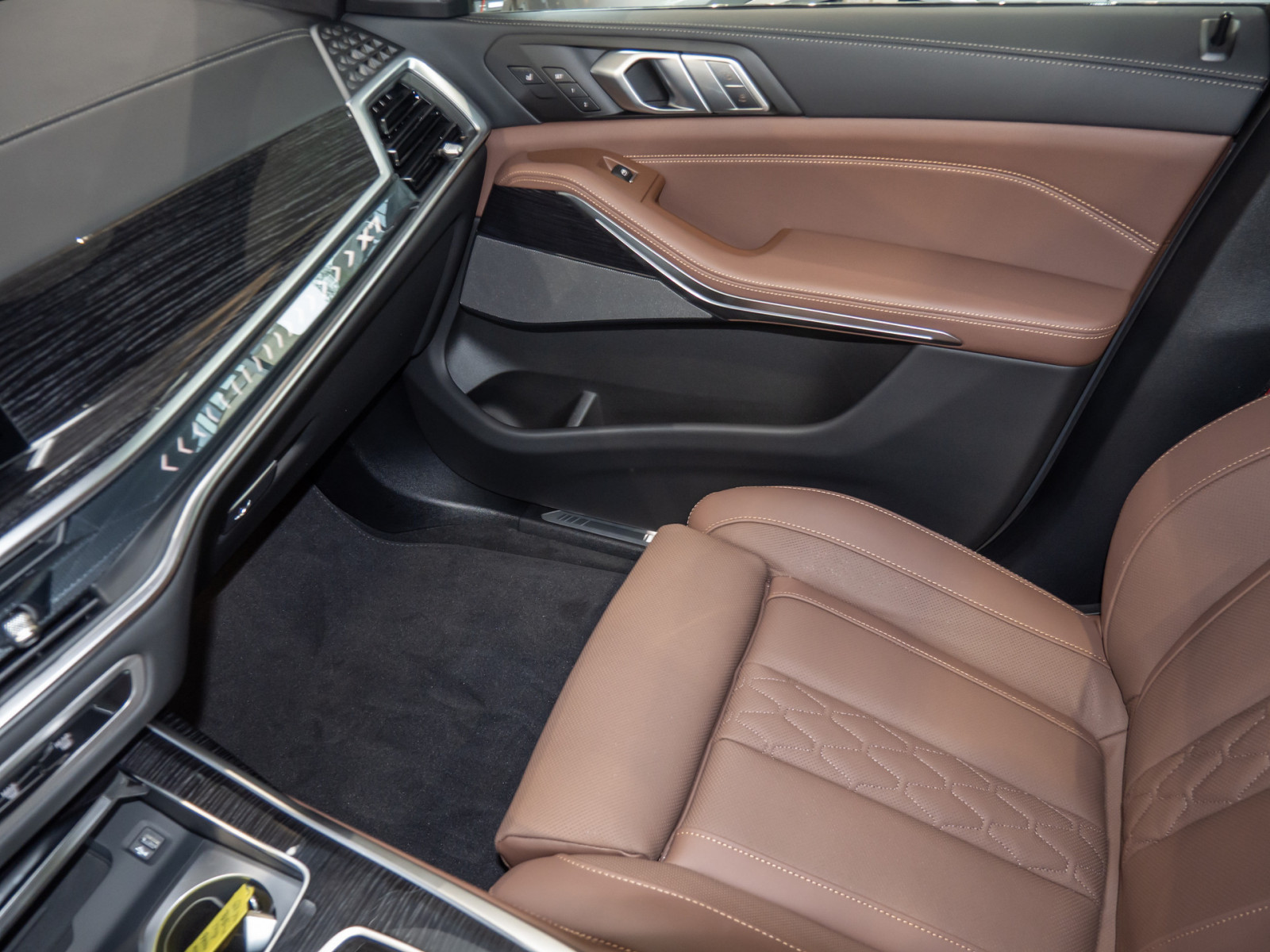 BMW X7 xDrive 40d M-Sport Pro – Produktfoto 14