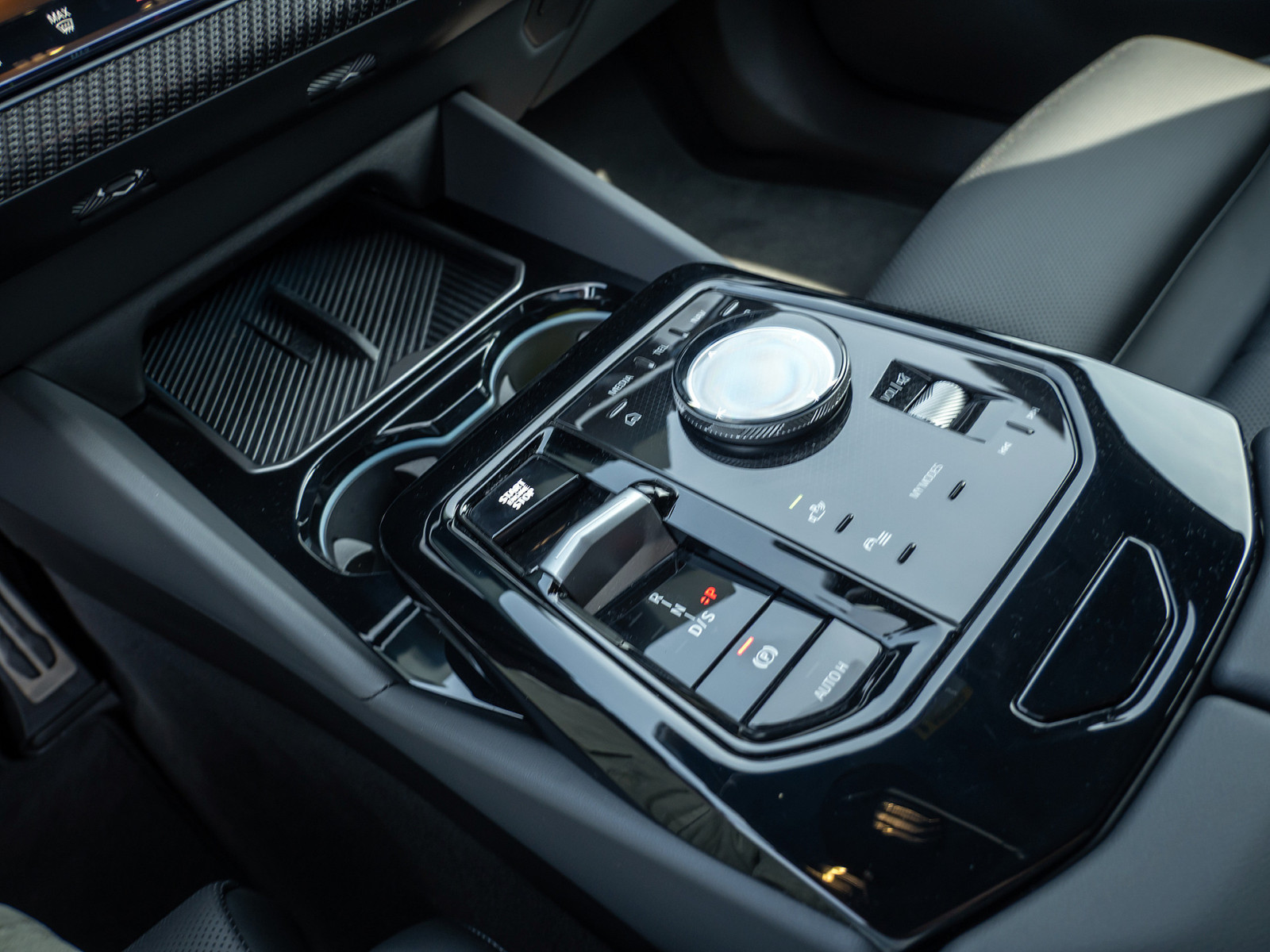 BMW 520d Touring M-Sport – Produktfoto 14