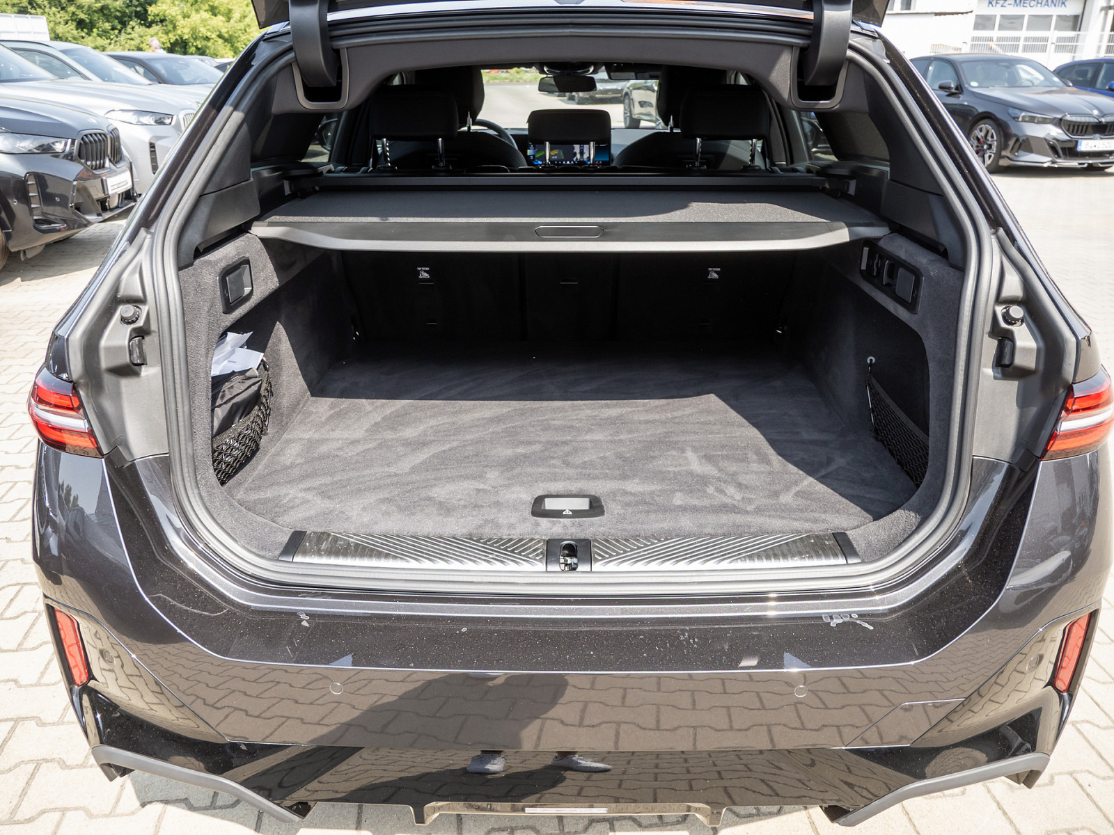 BMW 520d Touring M-Sport – Produktfoto 22
