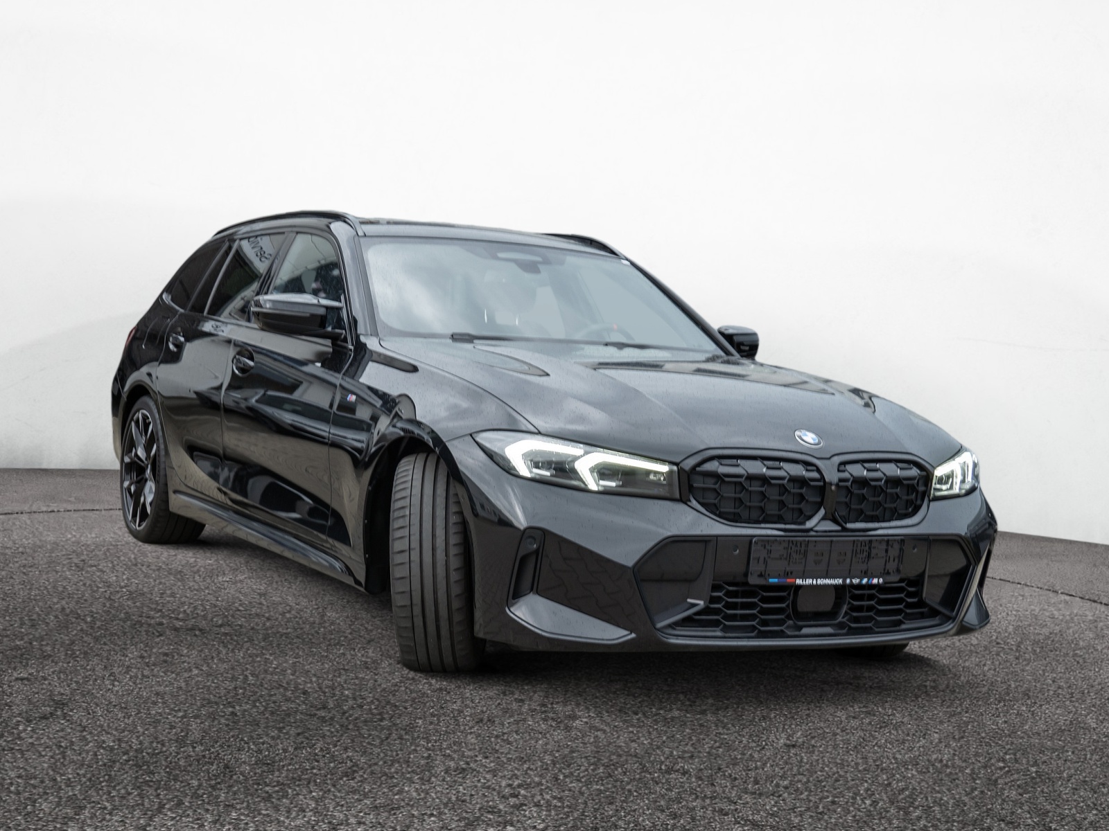 BMW M340d Touring xDrive – Produktfoto 2