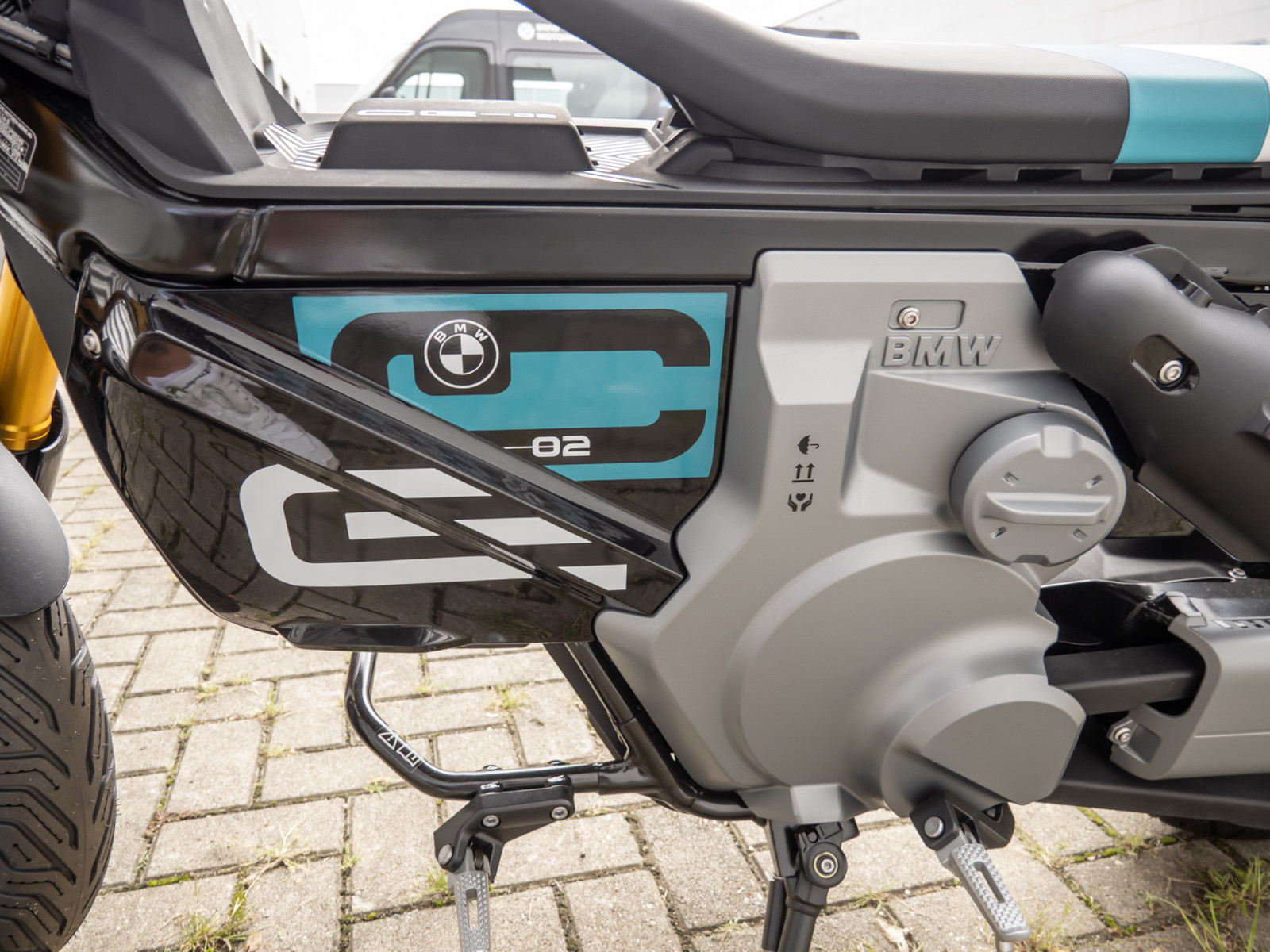 BMW CE 02 AM – Produktfoto 12