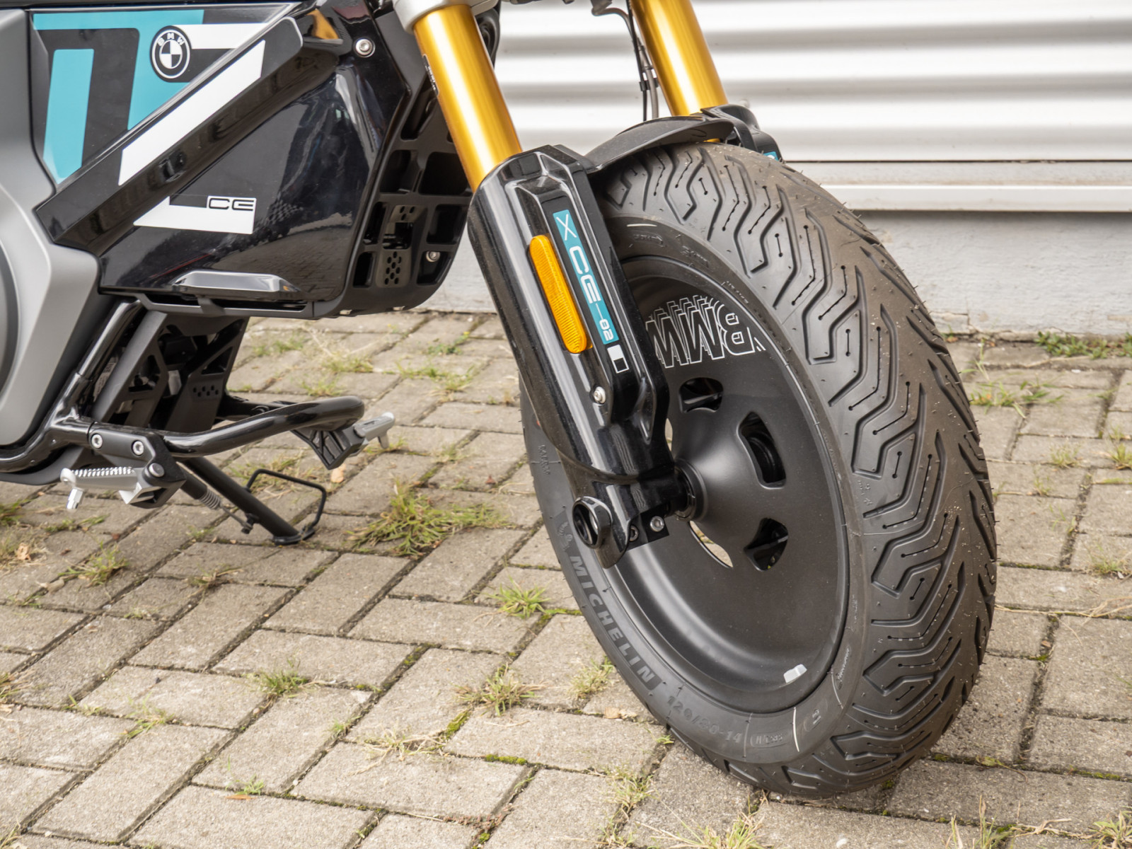 BMW CE 02 AM – Produktfoto 3