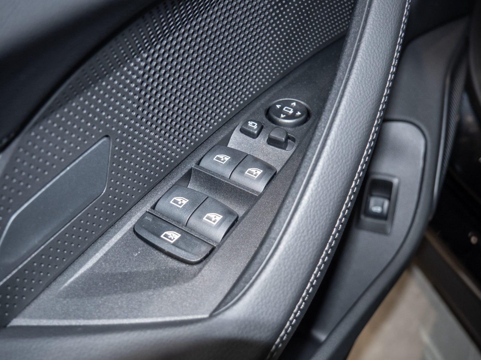 BMW i4 Gran Coupe 35 eDrive M-Sport – Produktfoto 16