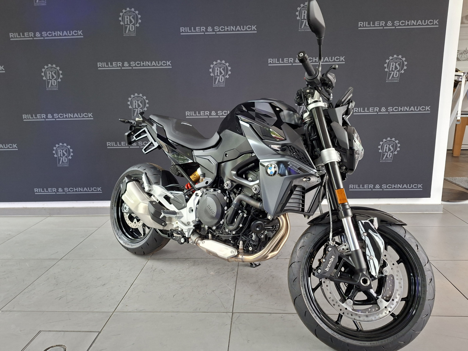 BMW F 900 R – Produktfoto 1
