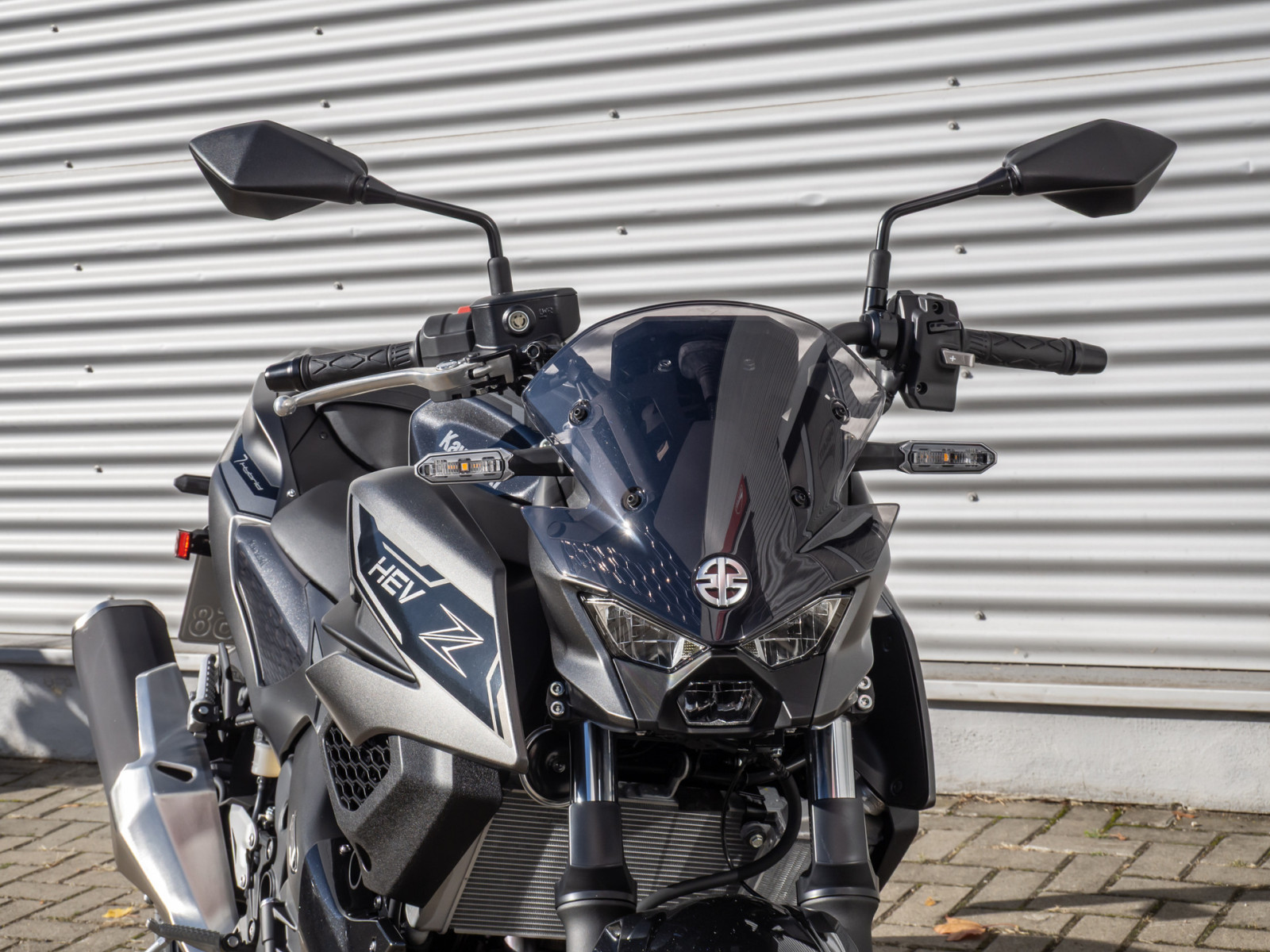KAWASAKI Z7 Hybrid – Produktfoto 7