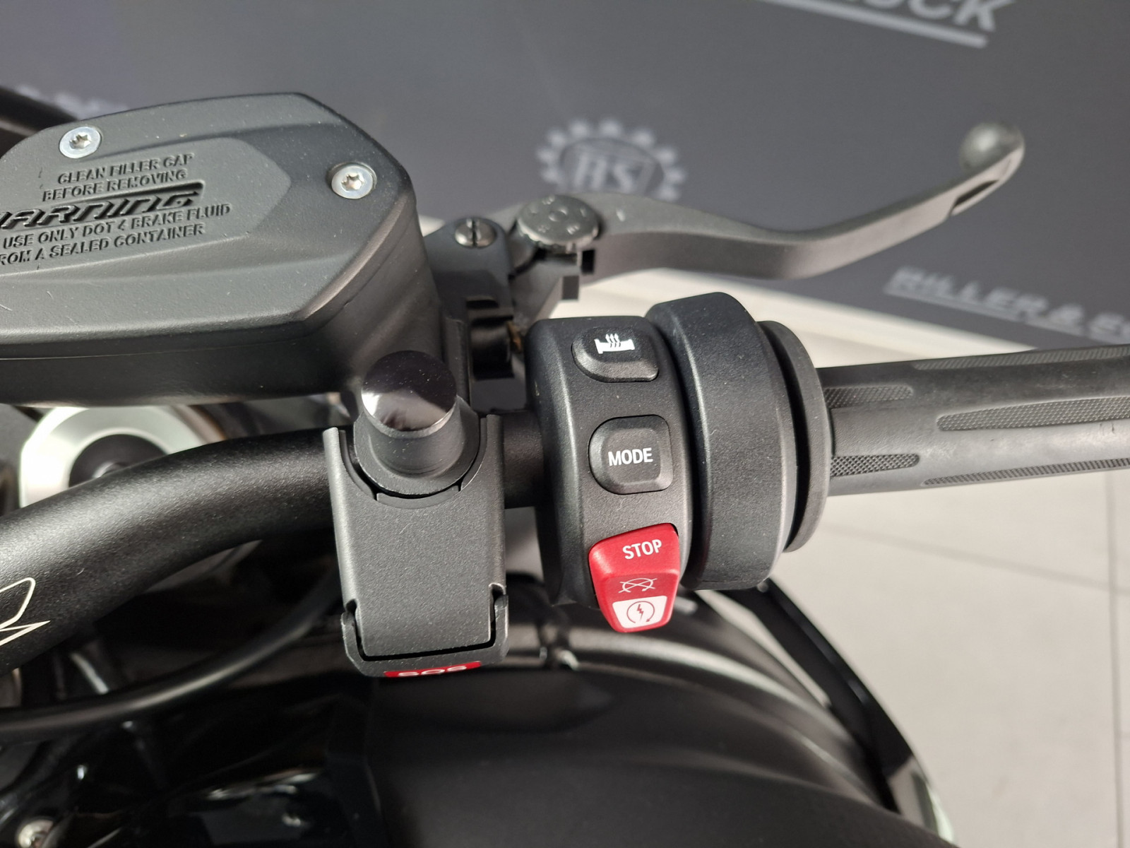 BMW S 1000 R – Produktfoto 11